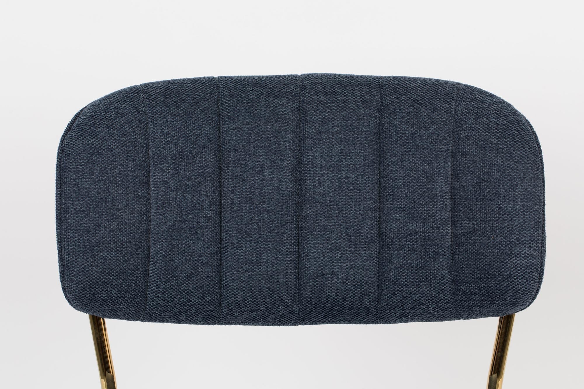 Stuhl Jolien V1: Modernes Design trifft auf bequeme Polsterung.