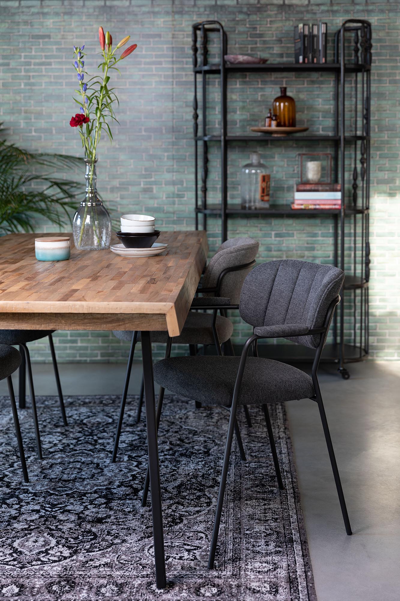 Komfortabler Jolien Stuhl mit Polsterung von White Label Living.