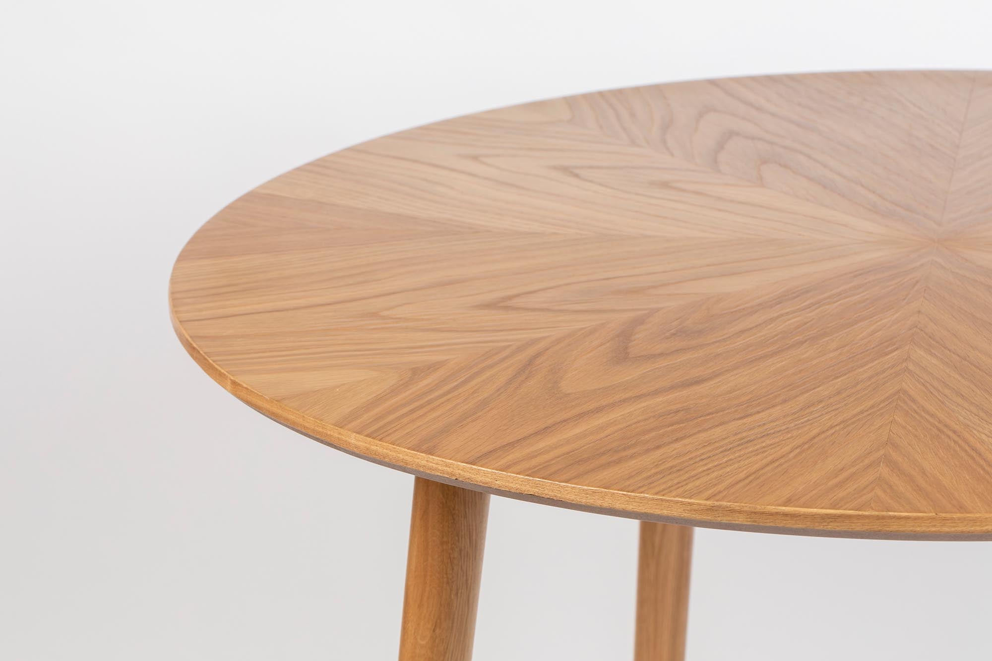 Moderner Esstisch Fabio von White Label Living: Hochwertiges Eichenholz, stilvolles Design und ideal für gesellige Abende.