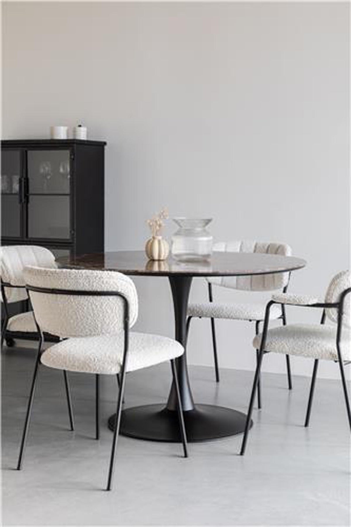 Tisch  MARU BROWN in Braun präsentiert im Onlineshop von KAQTU Design AG. Esstisch ist von White Label Living
