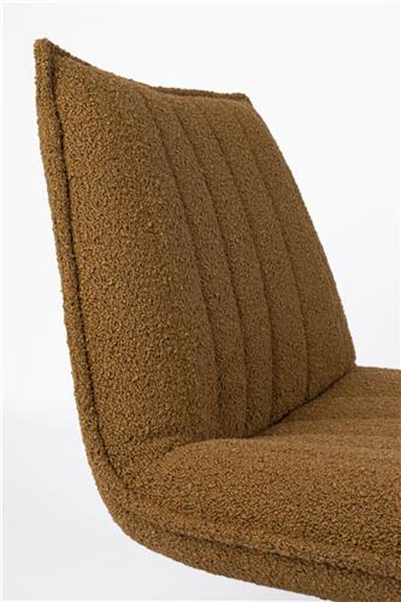 Moderner JAX Loungesessel mit weichem Samtbezug von White Label Living.