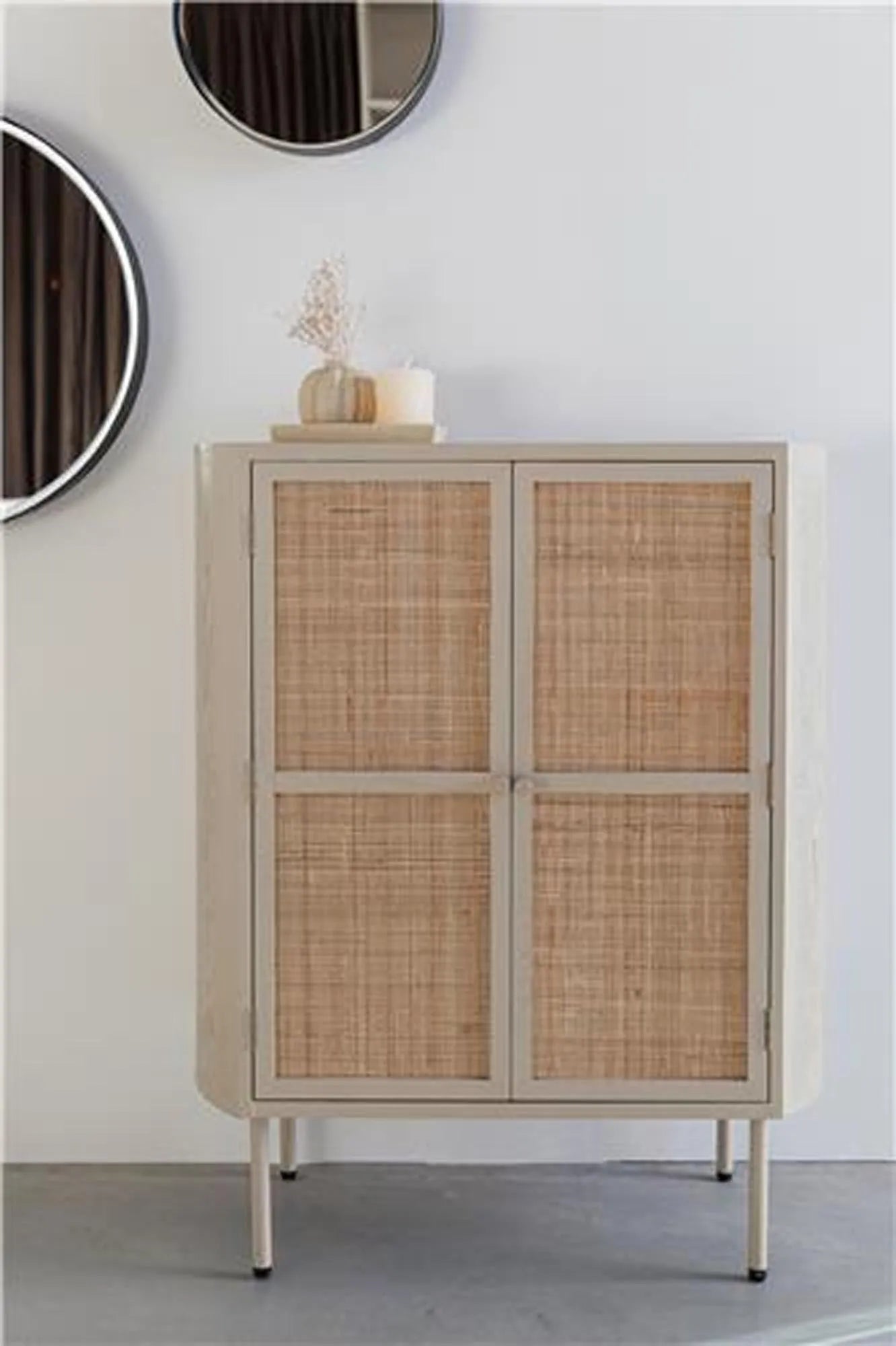 Stilvolles Sideboard AMAYA mit Rattan-Details von White Label Living.