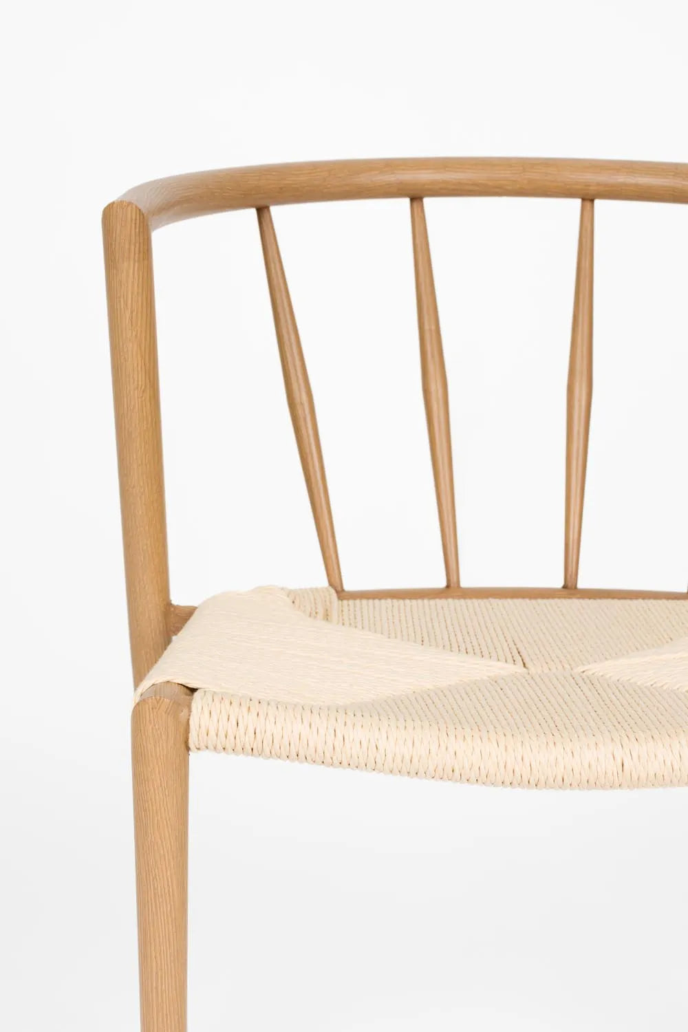 Stuhl Che: Eleganz trifft Funktionalität – ideal für moderne Wohnräume.
