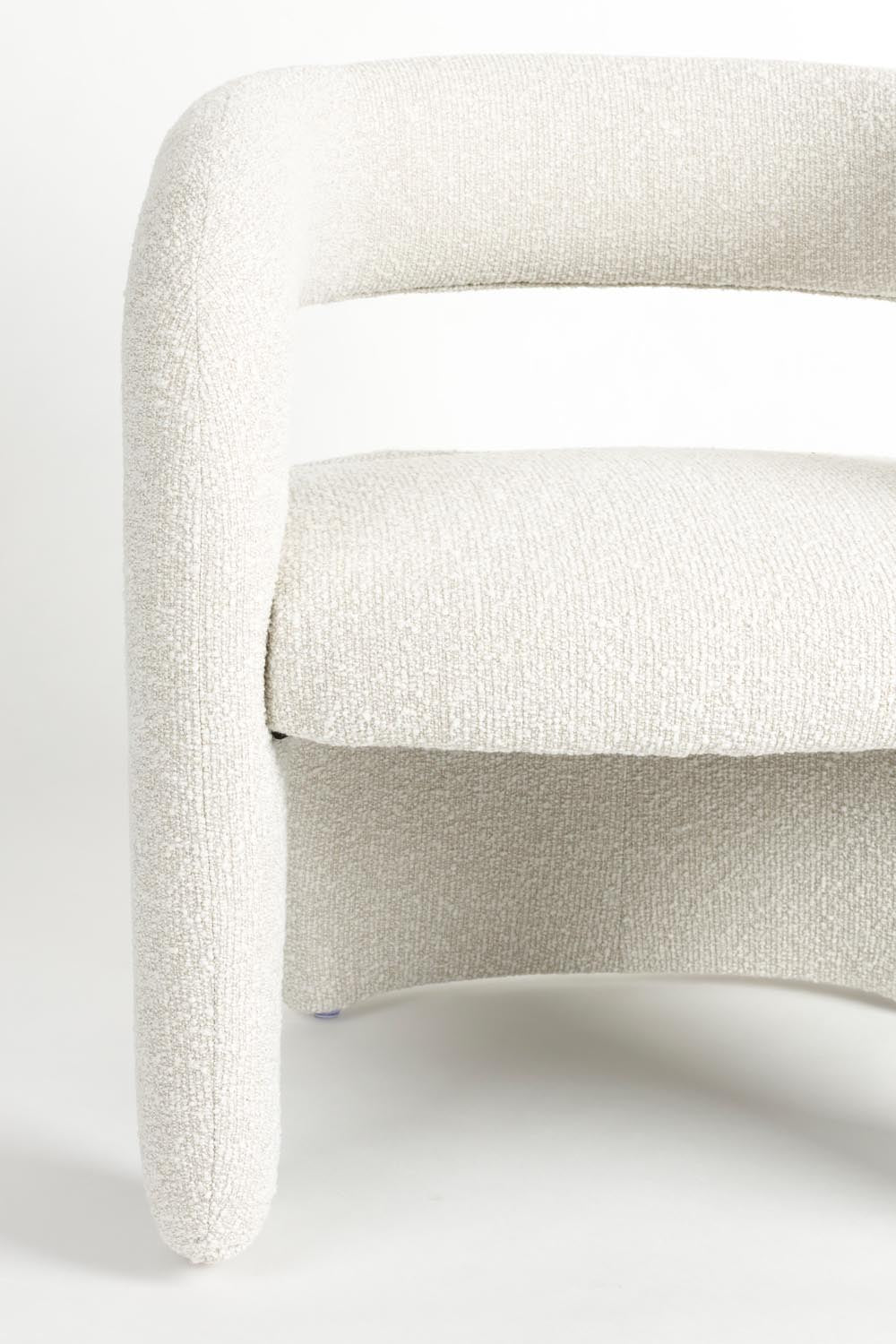 Loungesessel Nova: Komfort und Stil für Ihr modernes Zuhause.