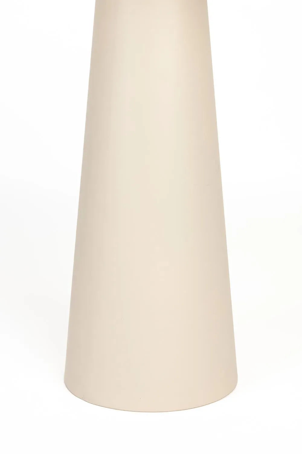 Joya Beistelltisch niedrig in Beige präsentiert im Onlineshop von KAQTU Design AG. Beistelltisch ist von White Label Living