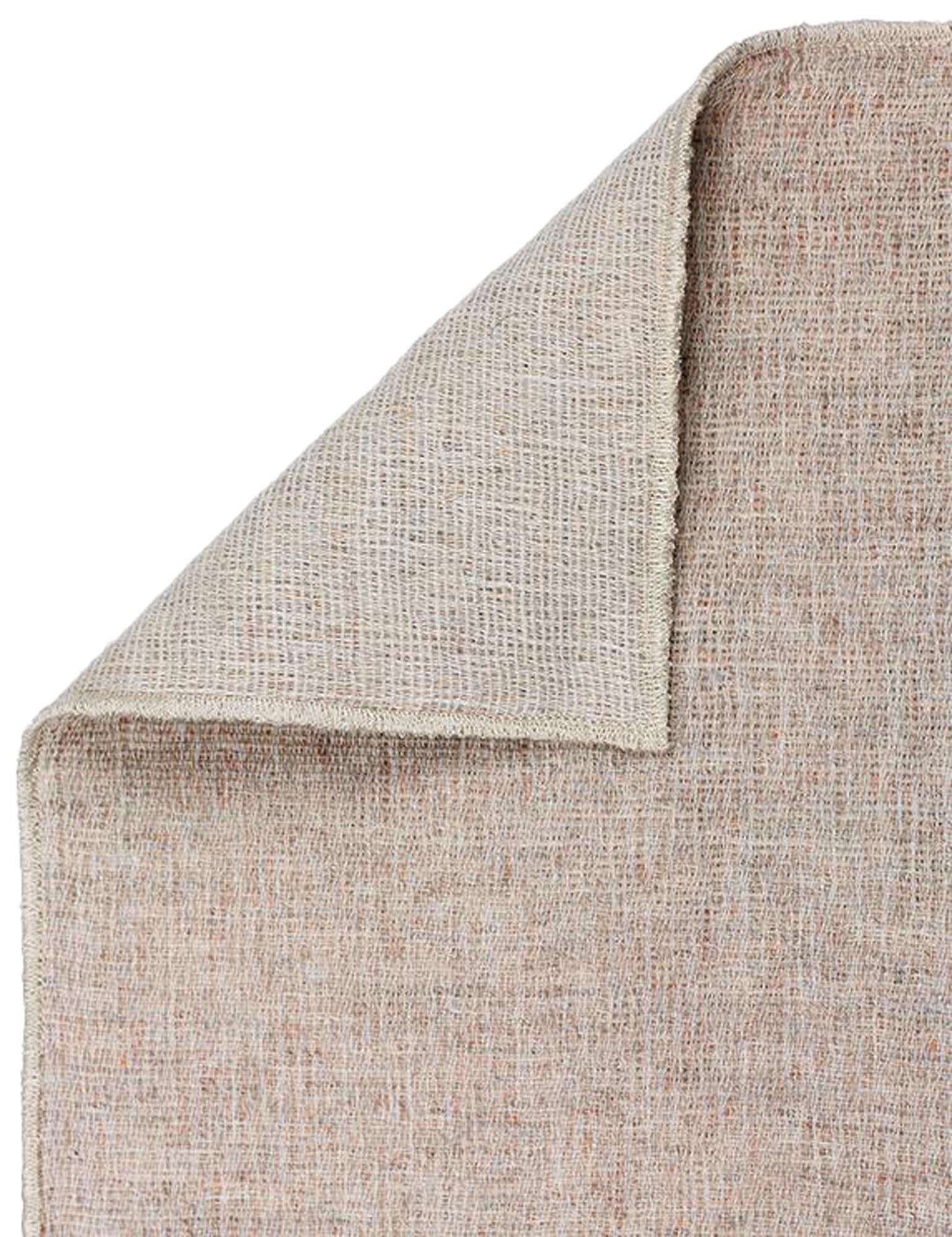 Eleganter Bettüberwurf Mona von ZigZagZurich für modernes Design.