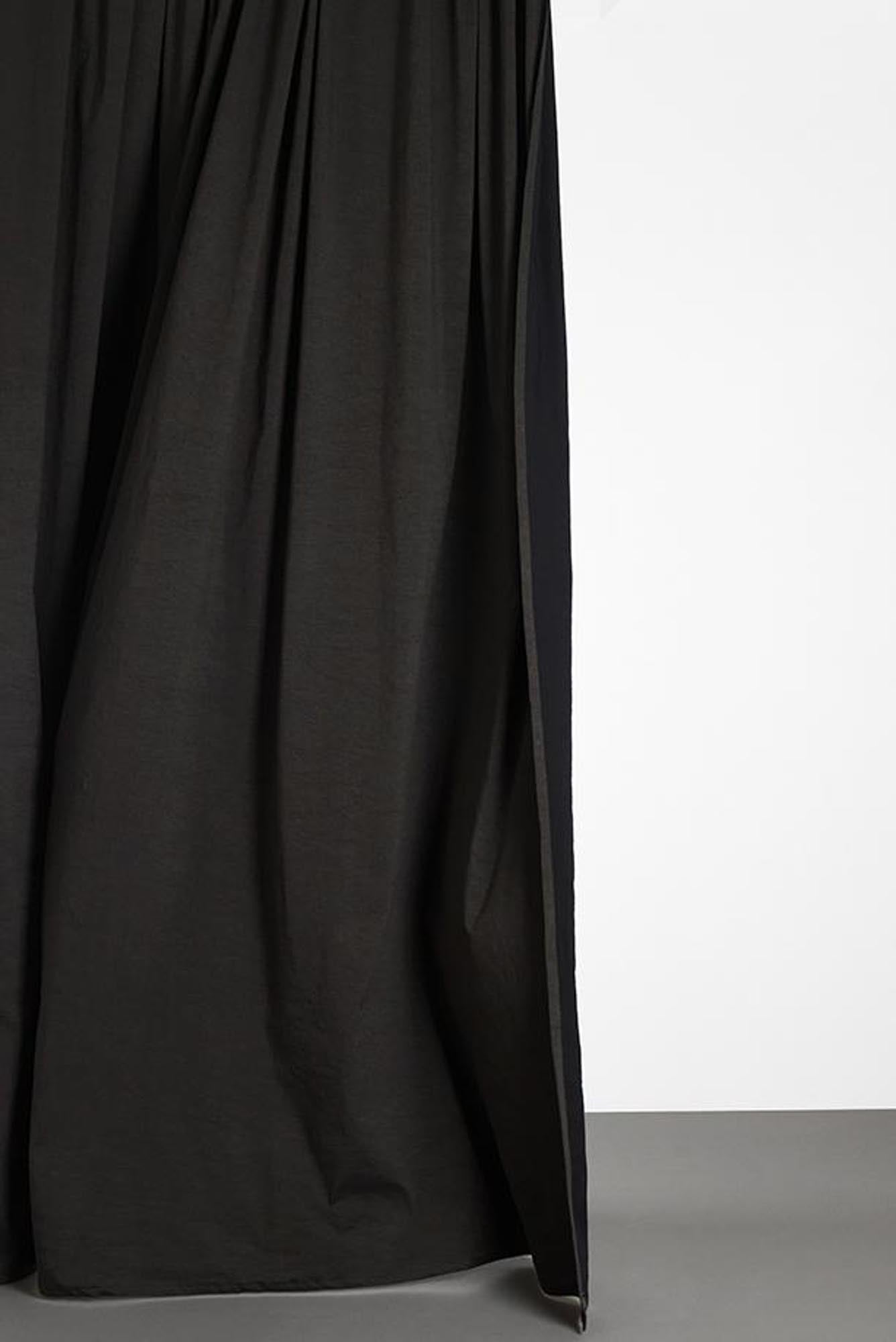 Eleganter Baumwollvorhang Belize von ZigZagZurich – ideal für ein modernes Wohnambiente und stilvolle Akzente in jedem Raum.