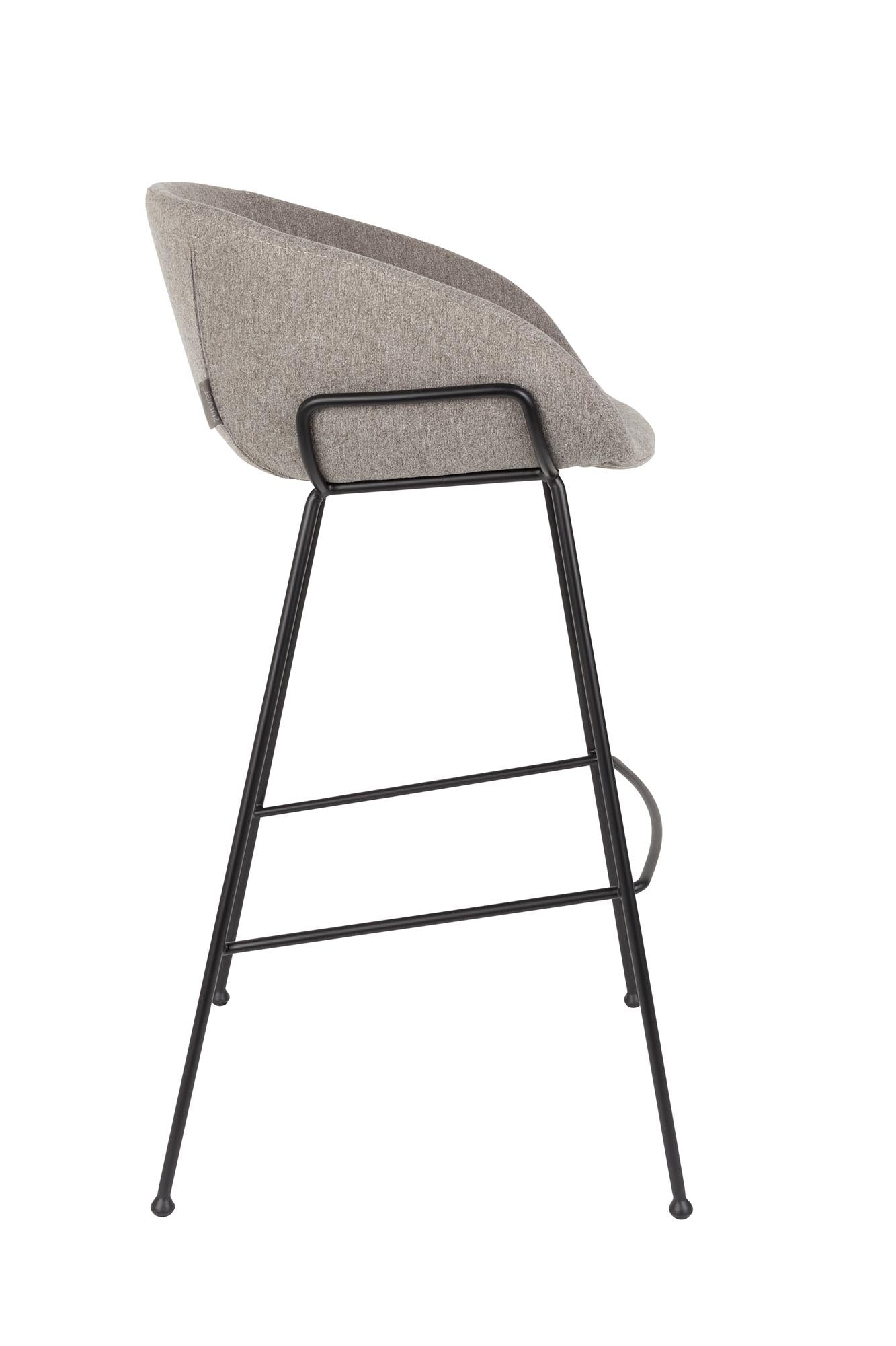 Barstuhl Feston von Zuiver: Eleganz und Komfort für moderne Räume.