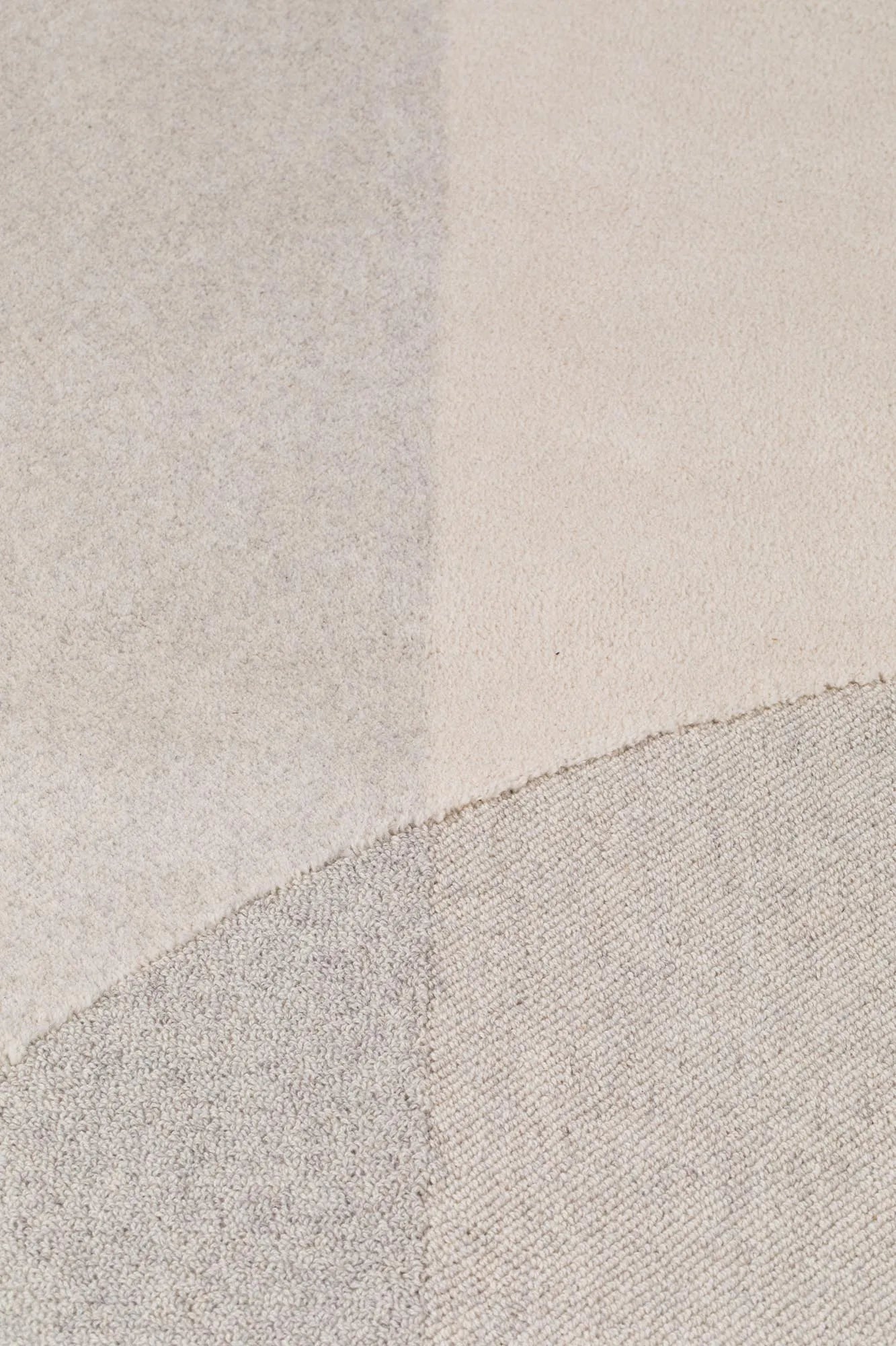 Zuiver Dream Teppich: Eleganz und Komfort für jeden Raum.