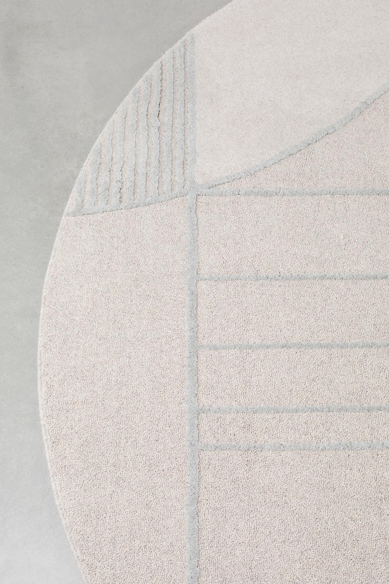 Teppich Bliss in Grau/Blau präsentiert im Onlineshop von KAQTU Design AG. Teppich ist von Zuiver