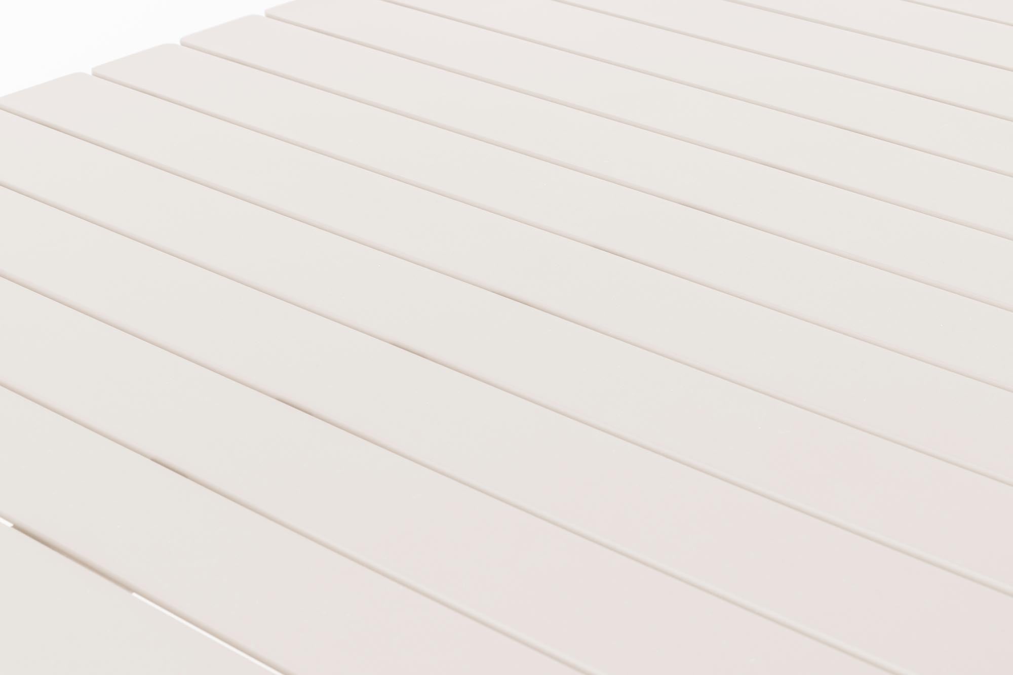 Stilvoller Zuiver Vondel Gartentisch: Modernes Design für draußen.