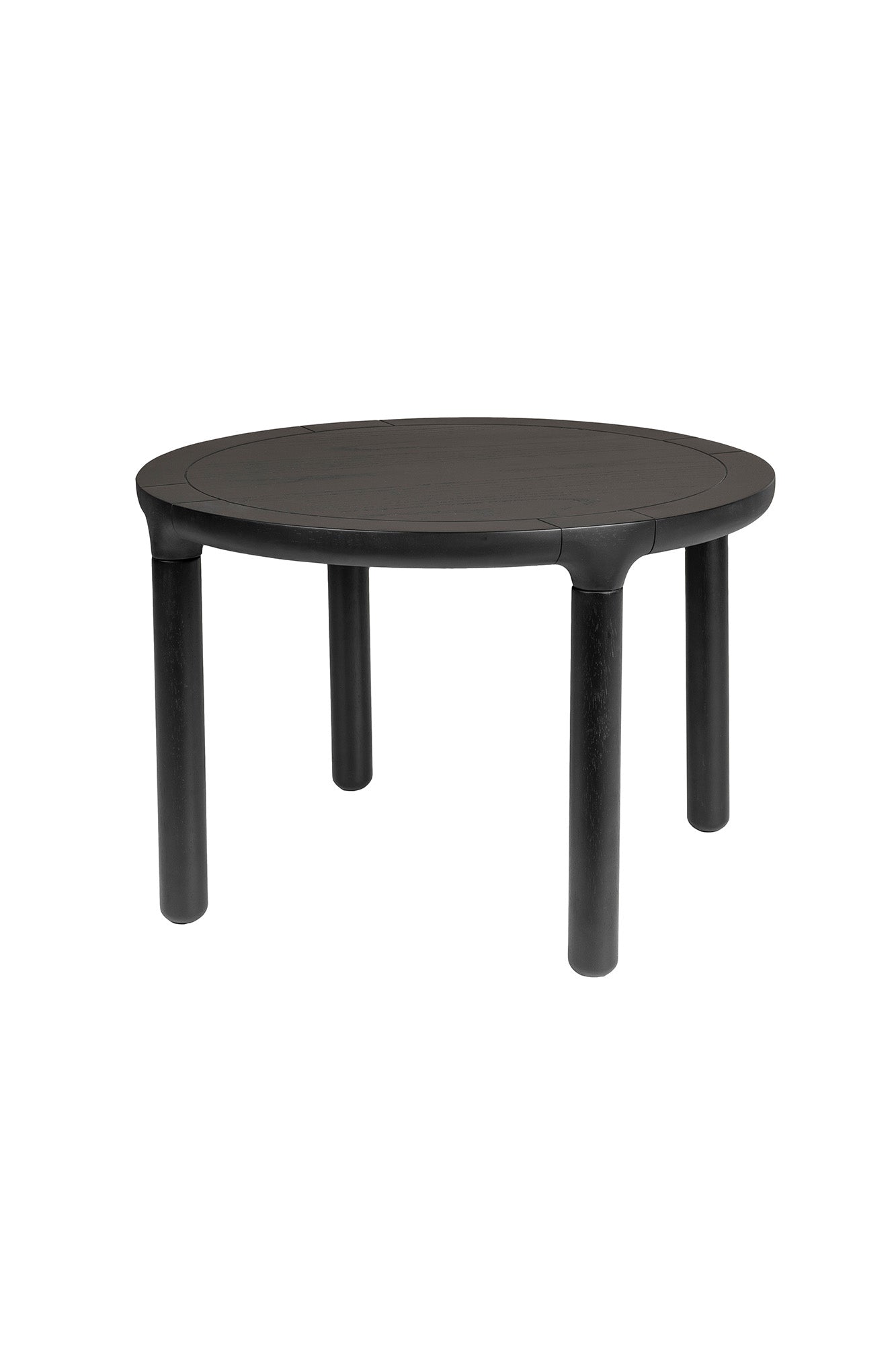 Eleganter Coffee Tisch Storm von Zuiver aus Eschenholz, skandinavisches Design, vielseitig, nachhaltig, ideal für Wohnzimmer.