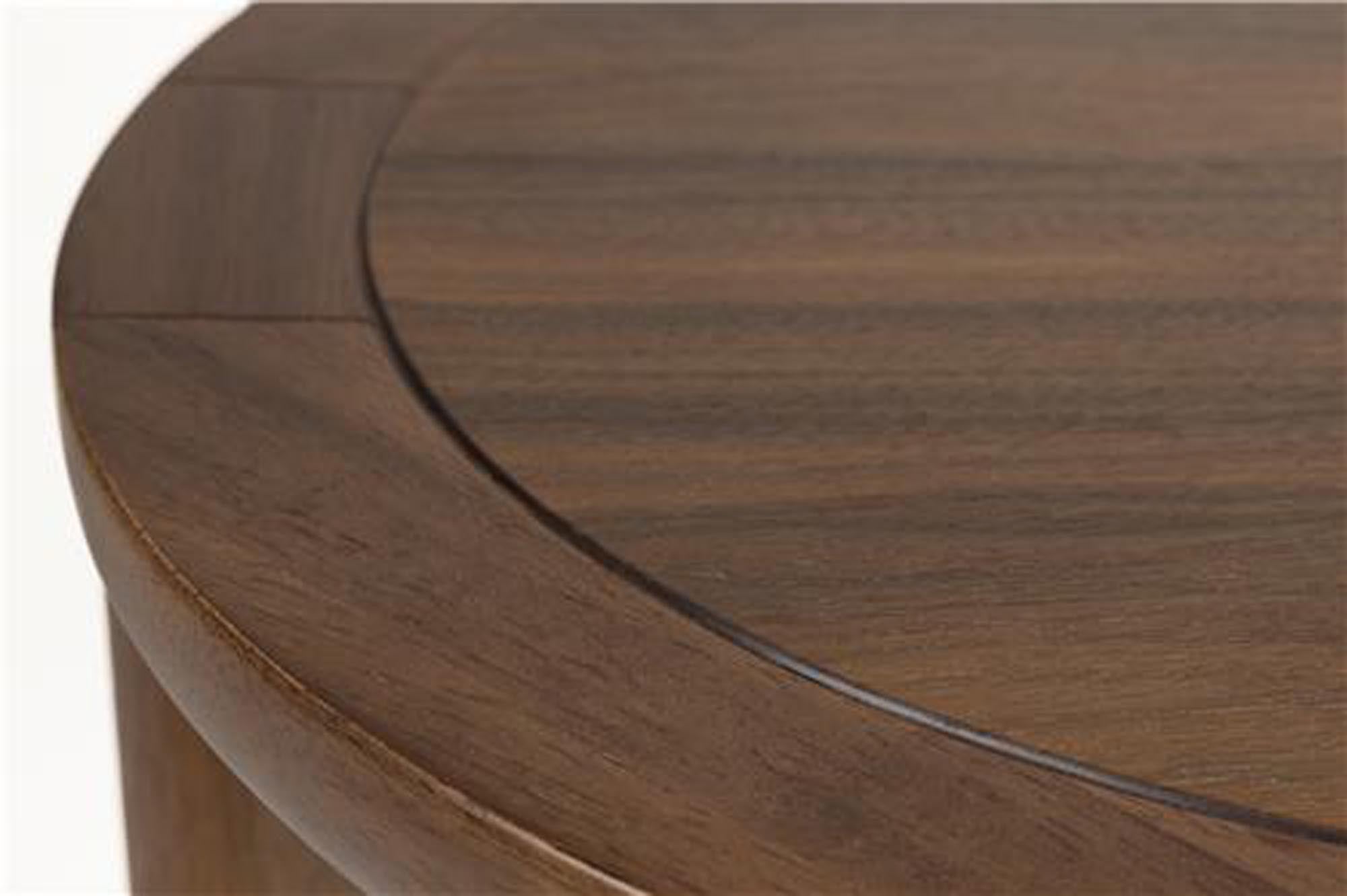 Stilvoller Zuiver Coffee Tisch Storm aus hochwertigem Eichenfurnier.