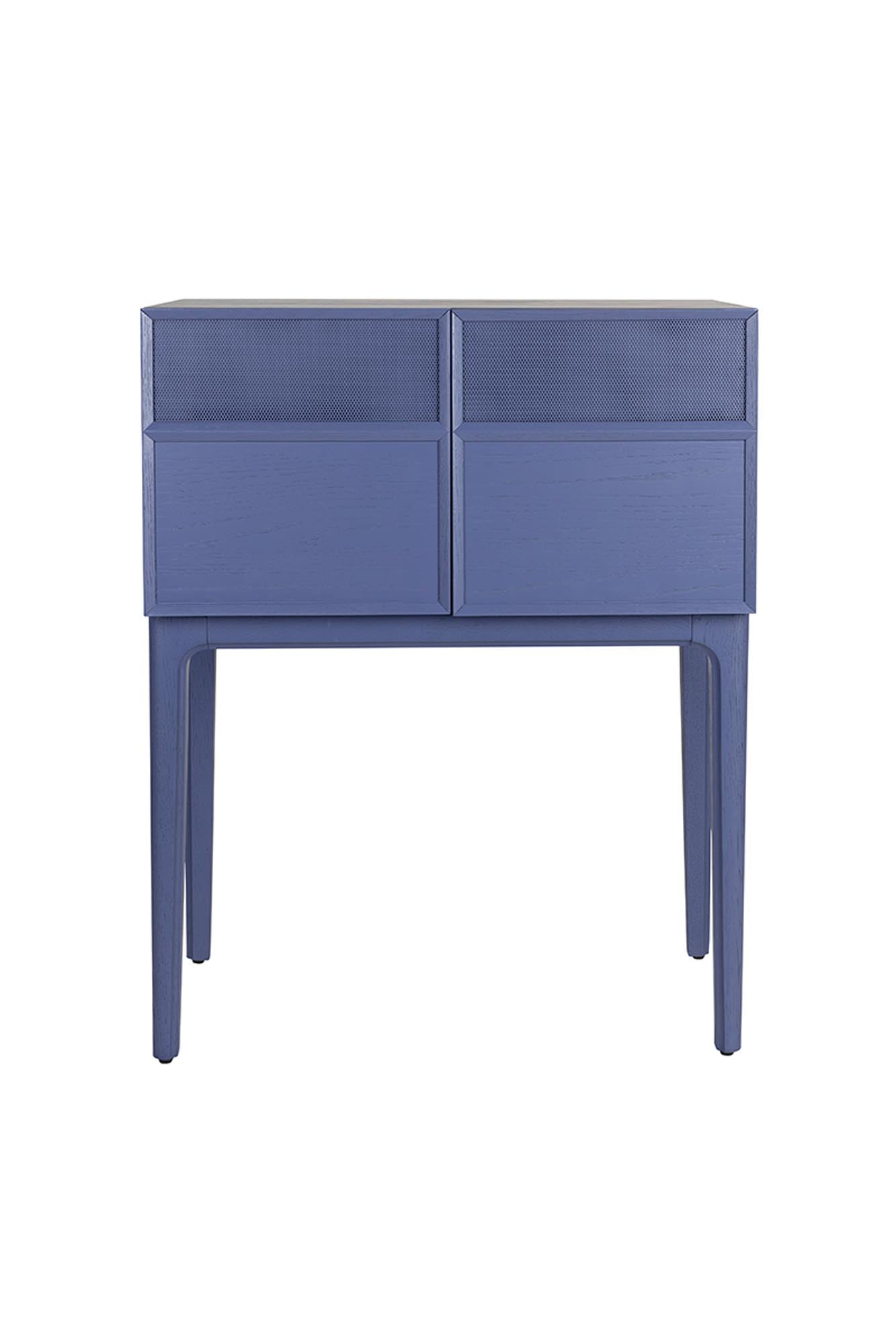 Cabinet June  in Ocean Purple präsentiert im Onlineshop von KAQTU Design AG. Cabinet ist von Zuiver