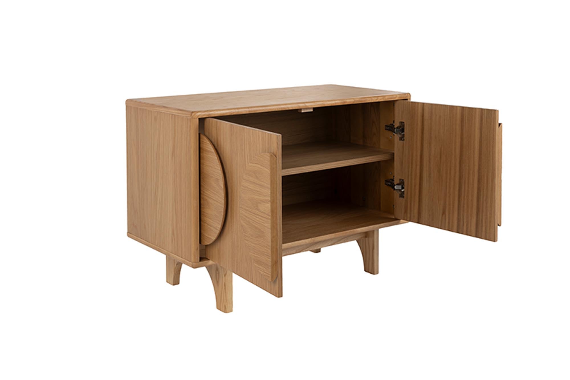 Sideboard Groove 2 Doors in Walnut präsentiert im Onlineshop von KAQTU Design AG. Sideboard ist von Zuiver