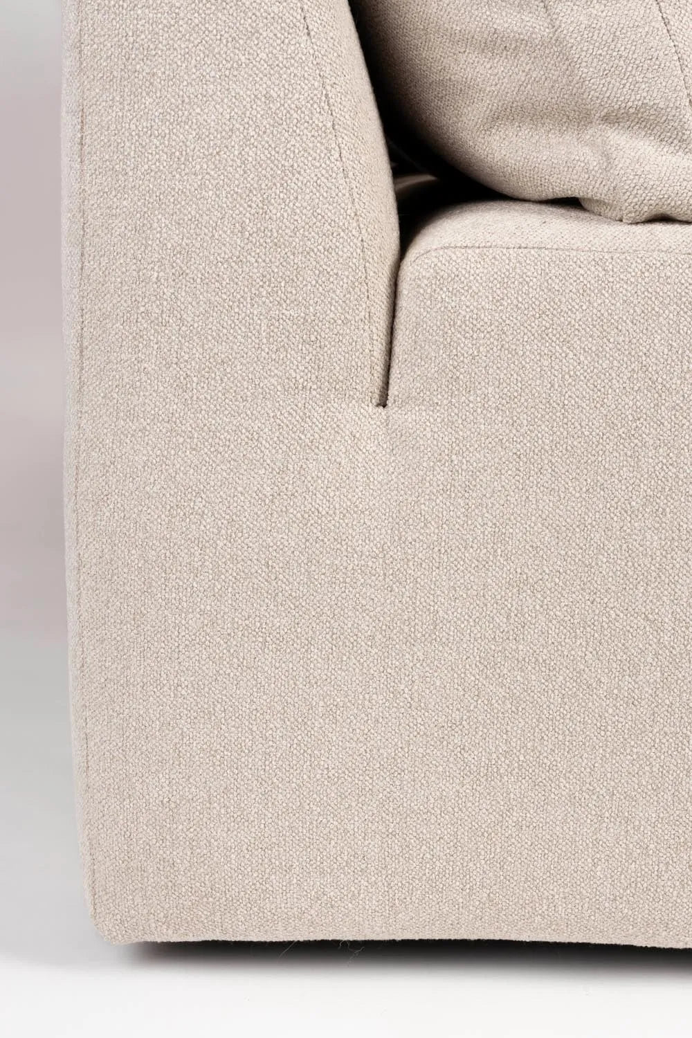 Prosper Sofa Left in Sand präsentiert im Onlineshop von KAQTU Design AG. 3er Sofa ist von Zuiver