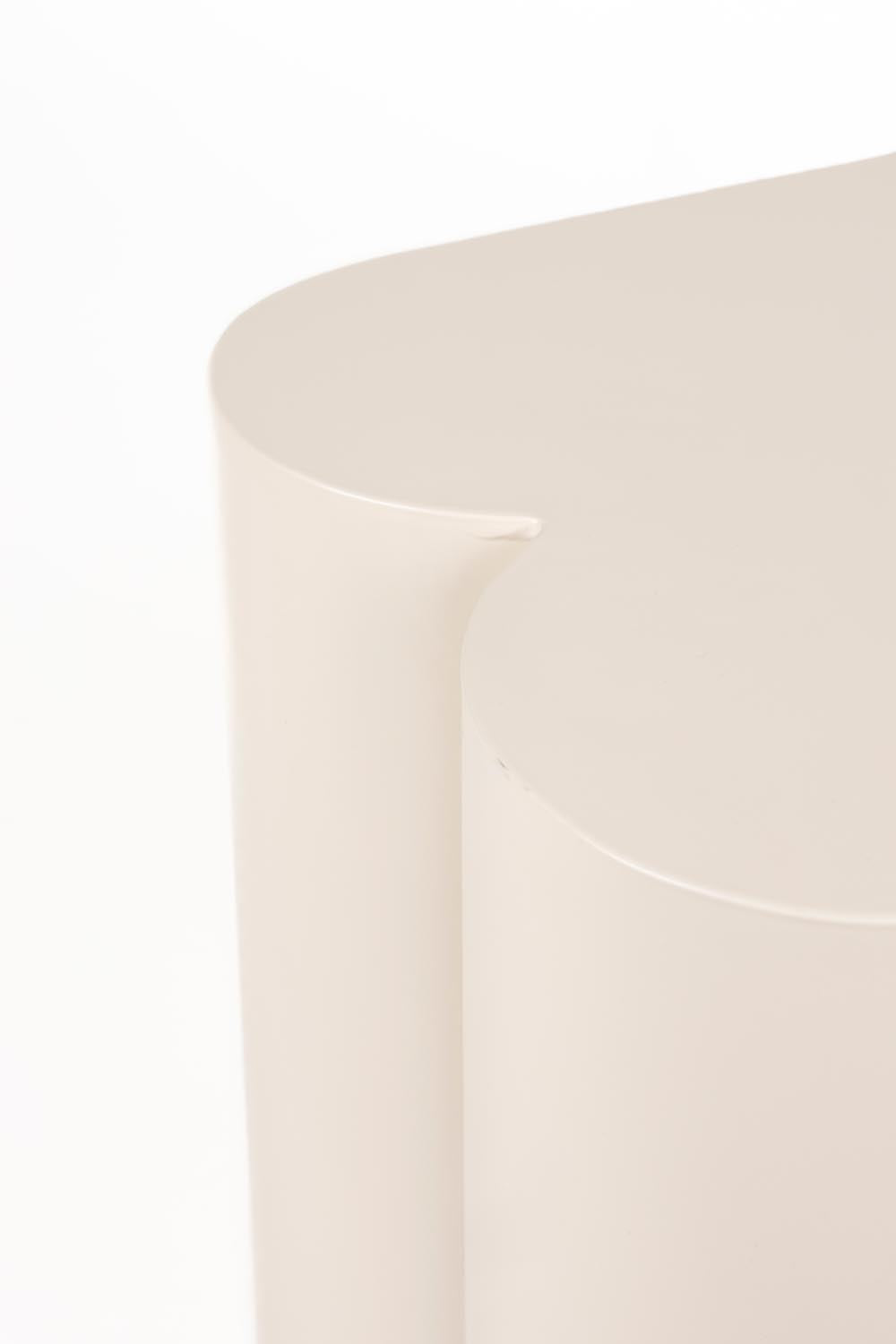 Shape Hocker in Beige präsentiert im Onlineshop von KAQTU Design AG. Hocker ist von Zuiver