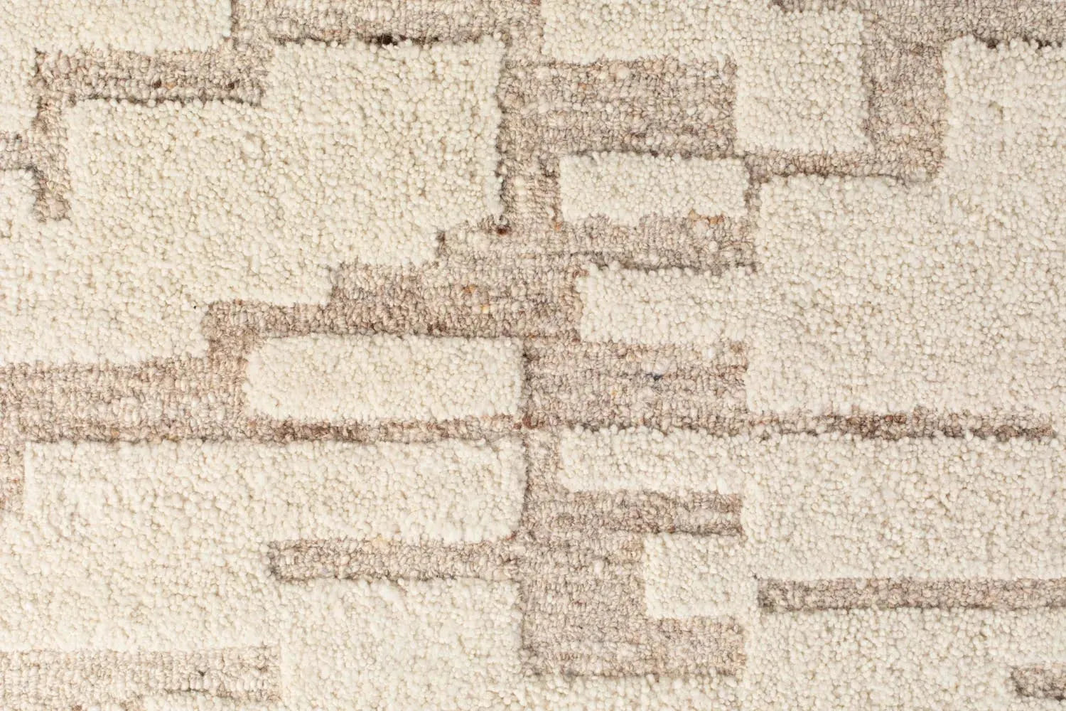 Eleganter Zuiver Hills Teppich: Perfekte Harmonie für jeden Raum.