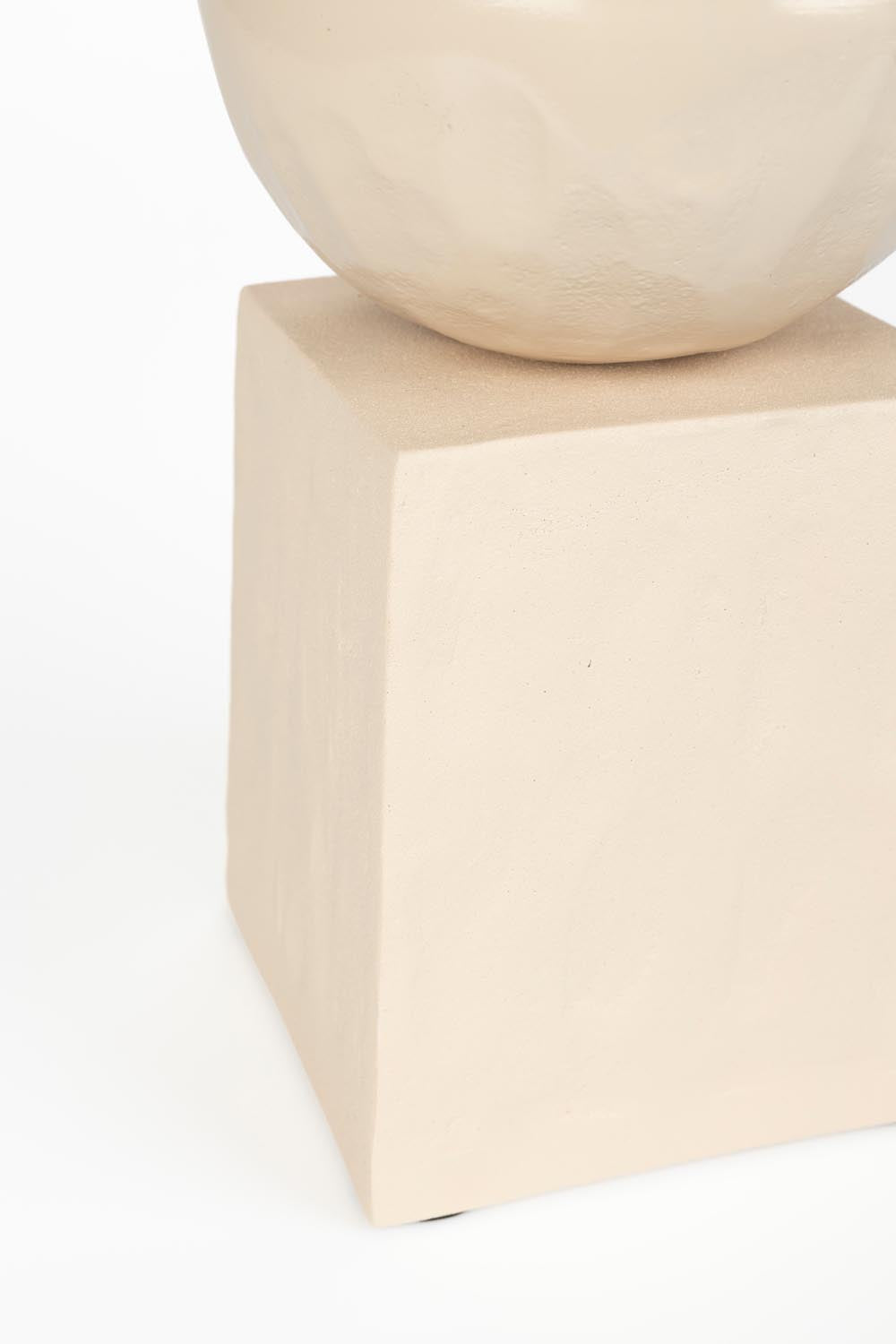 Krokusvase in Beige präsentiert im Onlineshop von KAQTU Design AG. Vase ist von Zuiver