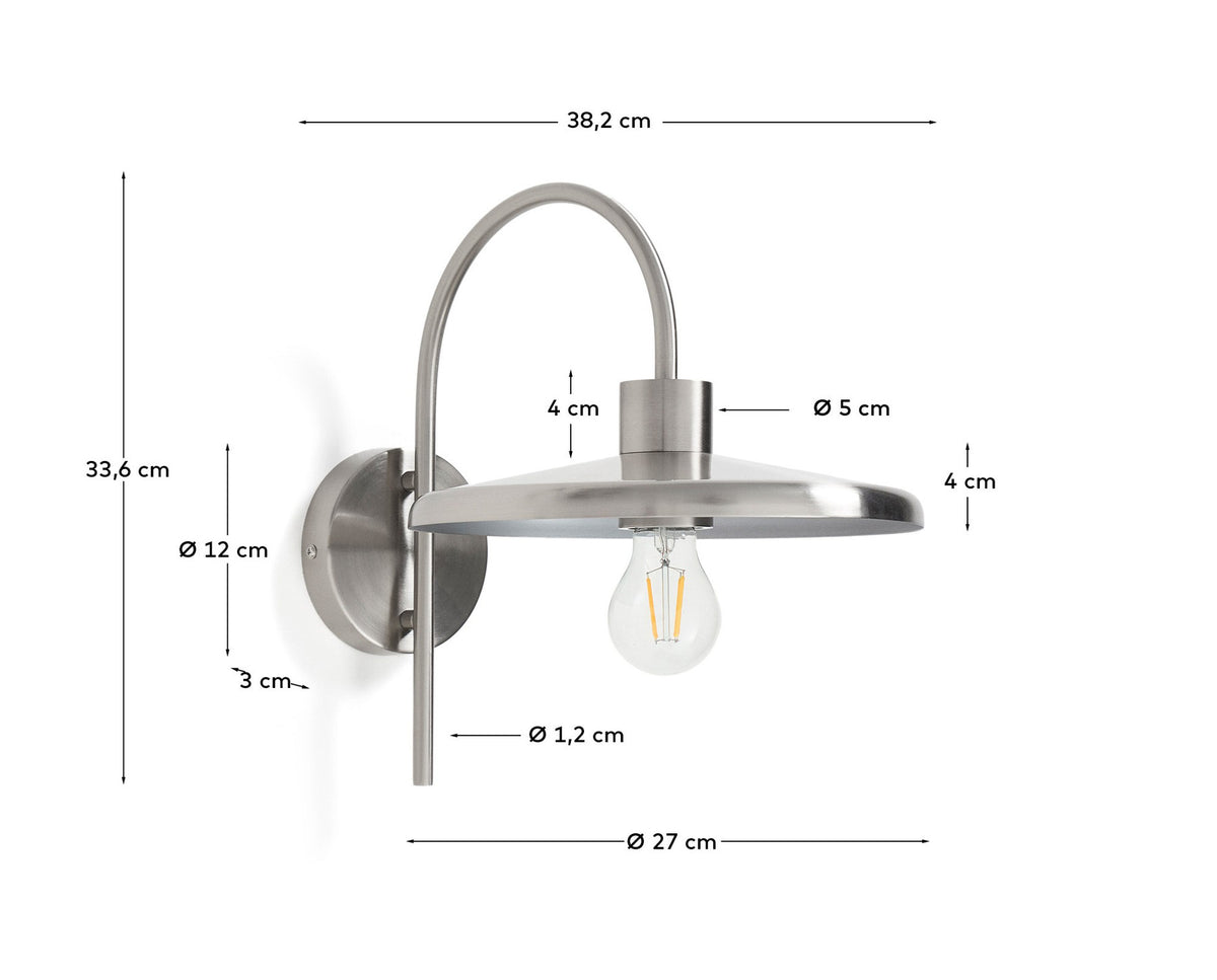 Wandleuchte Nuvira aus hellgrauem gebürstetem Metall in Silber präsentiert im Onlineshop von KAQTU Design AG. Wandleuchte ist von Kave Home
