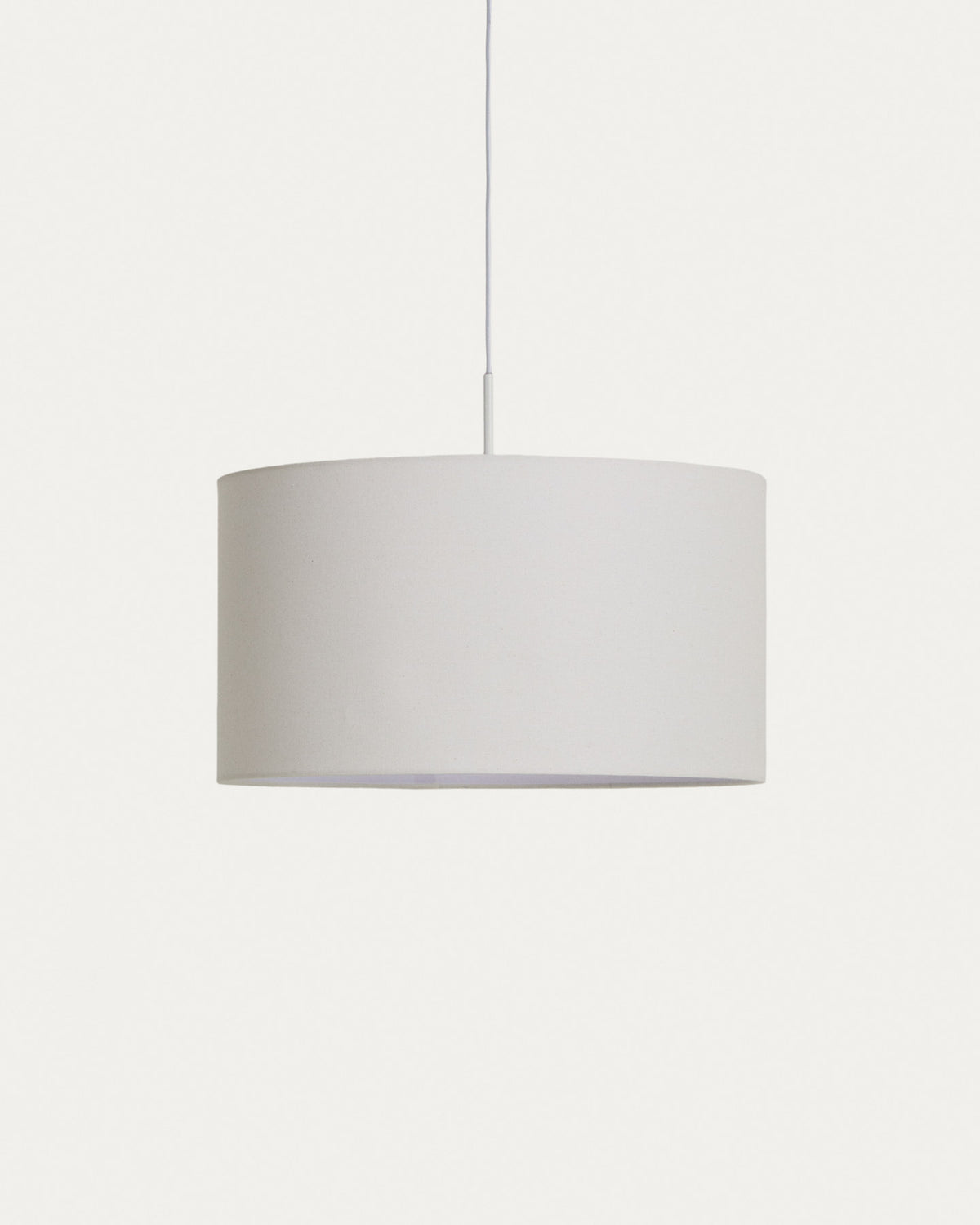 Lampenschirm für Deckenleuchte Niani aus elfenbeinfarbener Baumwolle Ø 45 cm in Weiss präsentiert im Onlineshop von KAQTU Design AG. Lampenschirm ist von Kave Home