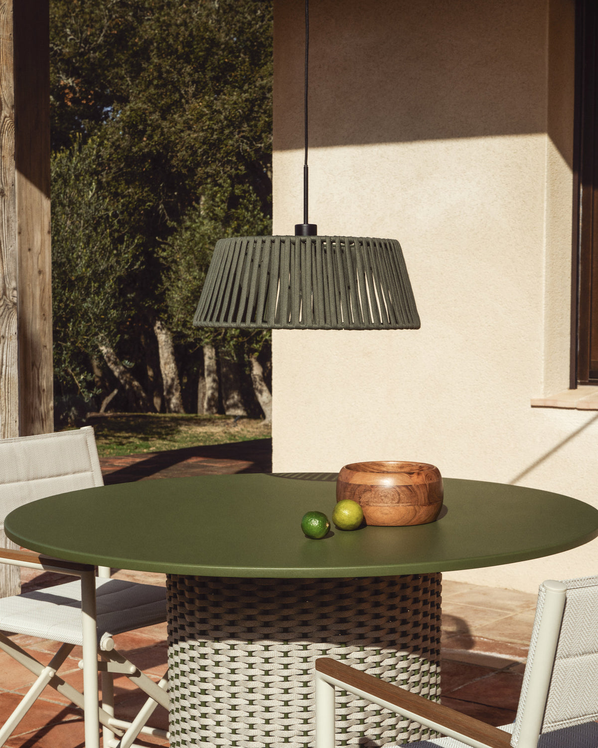 Lampenschirm für Deckenleuchte Aldet aus flachem Seil in Grün, Ø 46 cm in Grün präsentiert im Onlineshop von KAQTU Design AG. Outdoor Pendelleuchte ist von Kave Home
