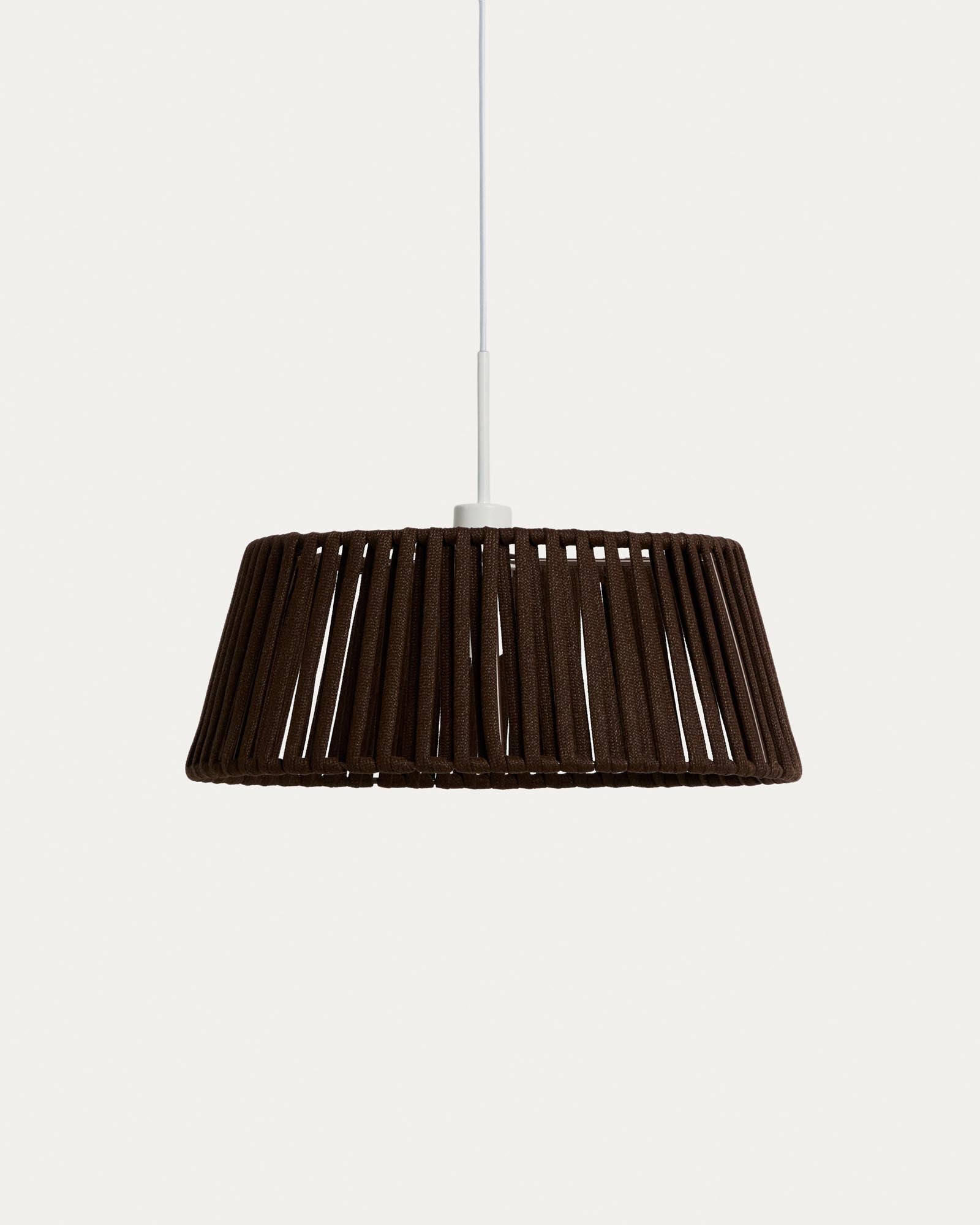 Lampenschirm für die Deckenleuchte Aldet aus flachem Seil in Braun, Ø 46 cm in Dunkelbraun präsentiert im Onlineshop von KAQTU Design AG. Outdoor Pendelleuchte ist von Kave Home