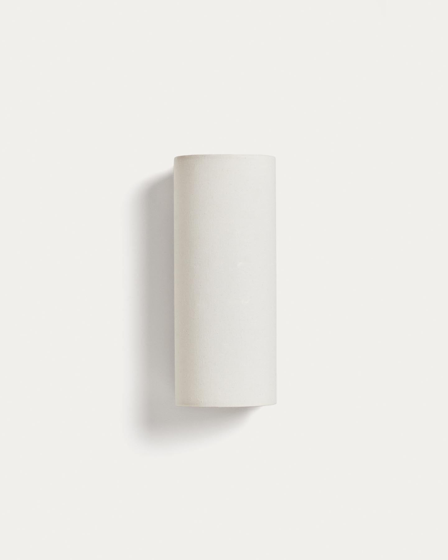 Wandleuchte Umbran aus hellbraunem Kautschukholz und Leinen in Beige in Beige präsentiert im Onlineshop von KAQTU Design AG. Wandleuchte ist von Kave Home