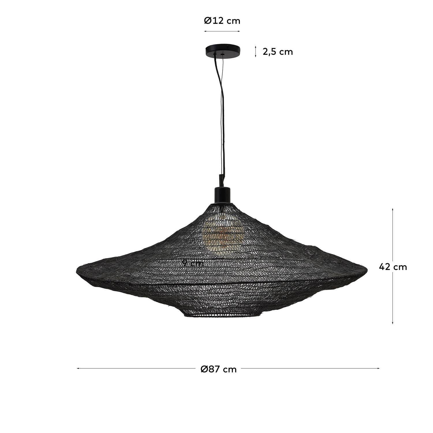 Moderne Deckenleuchte Makai aus robustem Metall mit elegantem schwarzen Finish. Ideal für große Räume und gleichmäßige Lichtverteilung.