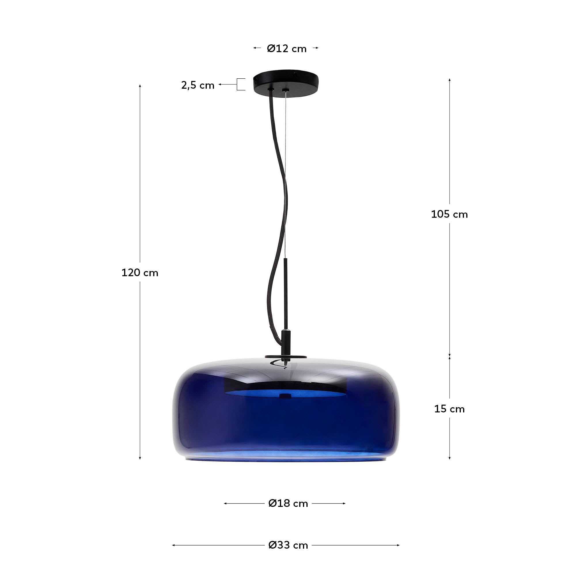 Elegante Deckenleuchte Reig aus blauem Glas (Ø 38 cm) von Kave Home. Perfekte Mischung aus Retro-Charme und zeitgemäßer Eleganz für Ihr Zuhause.