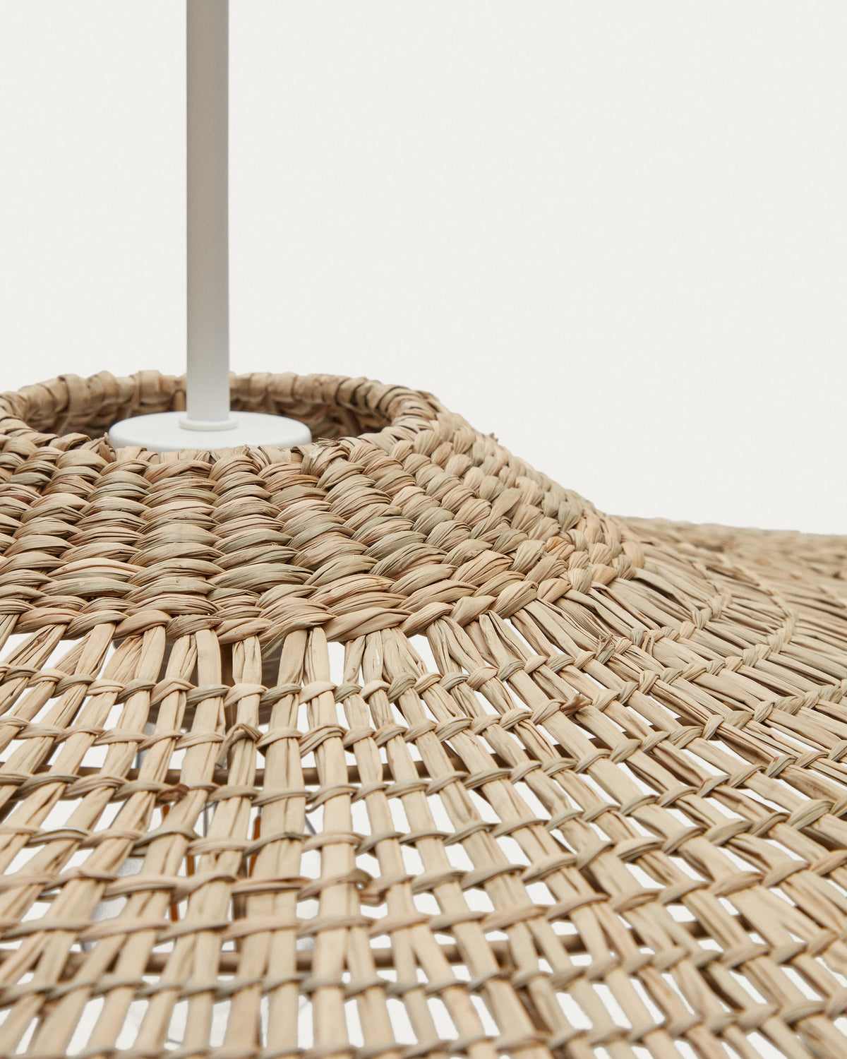 Cruilles Lampenschirm für Pendelleuchte aus Naturfasern mit natürlchem Finish Ø 100 cm in Natur präsentiert im Onlineshop von KAQTU Design AG. Lampenschirm ist von Kave Home