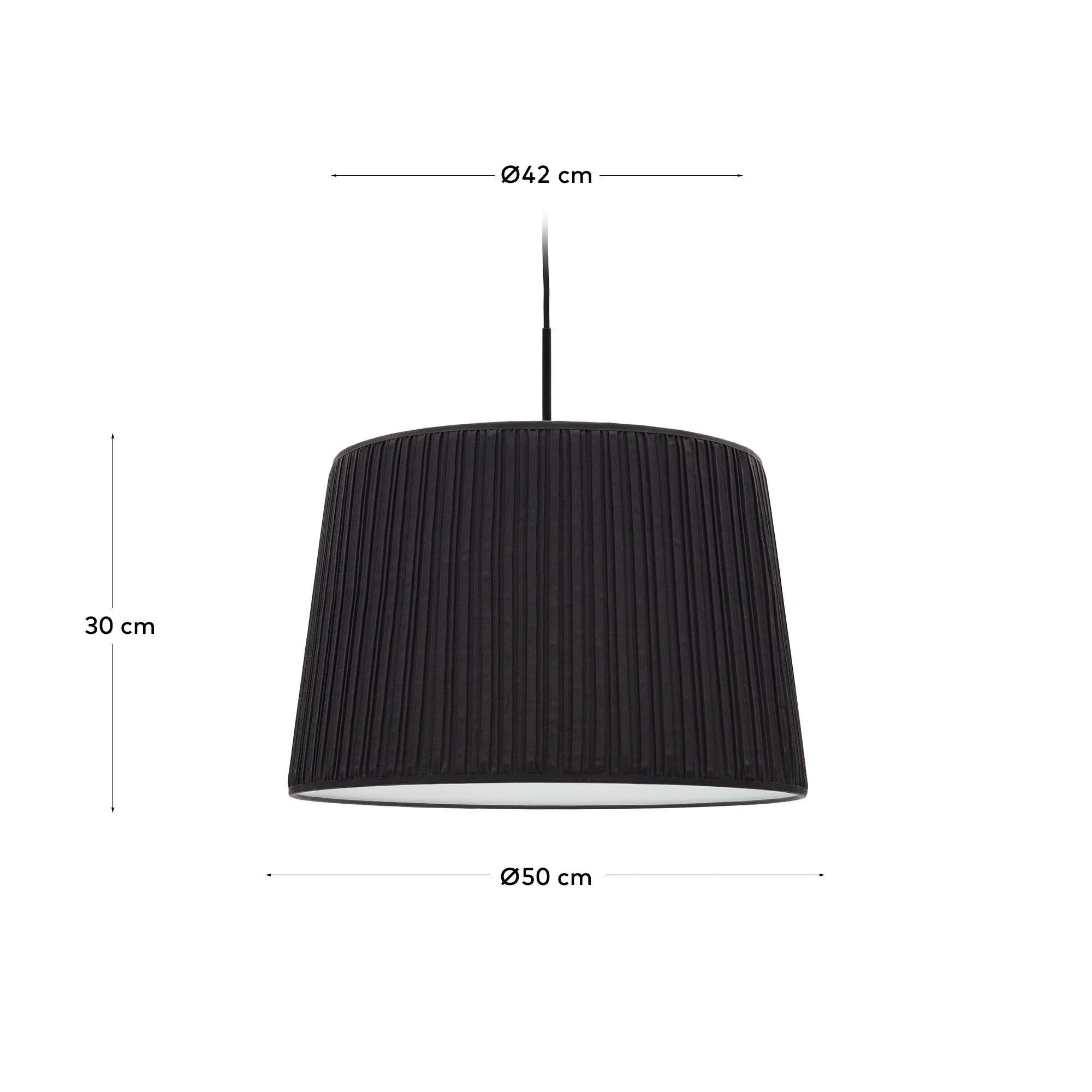 Moderner schwarzer Lampenschirm Guash Ø 50 cm von Kave Home, ideal für stilvolle Deckenleuchten in jedem Raum.