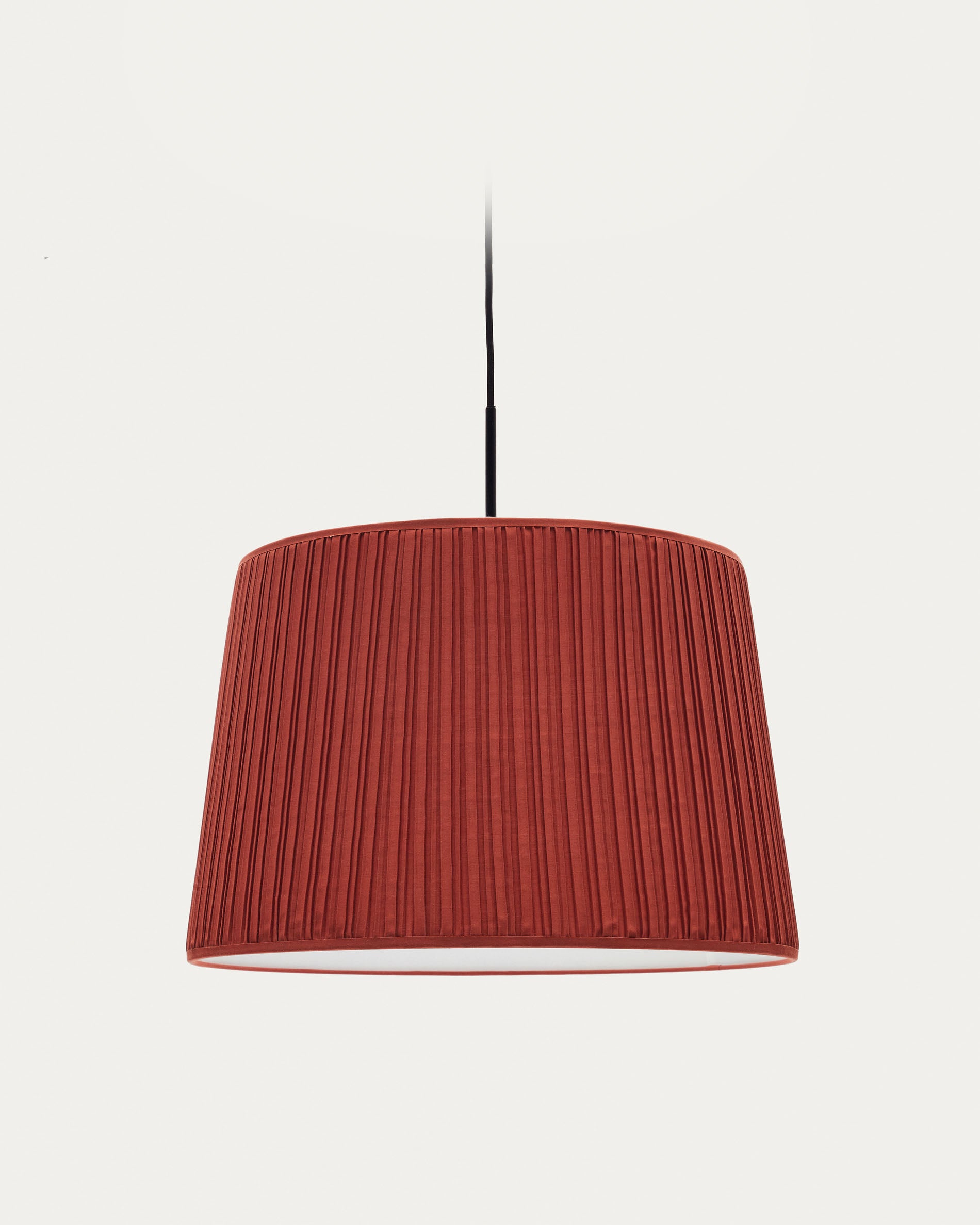 Eleganter Terrakotta-Lampenschirm Ø 50 cm von Kave Home: Natürliche Wärme und minimalistisches Design für jeden Raum.