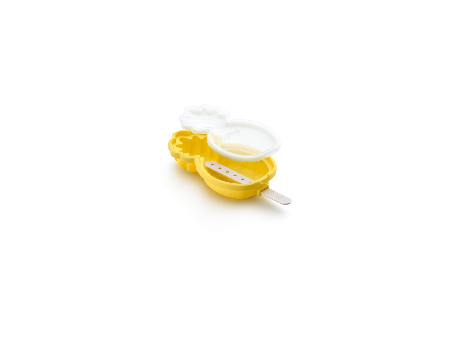 Eis am Stiel, Ananas, gelb in Gelb präsentiert im Onlineshop von KAQTU Design AG. Küchenhelfer ist von Lékué