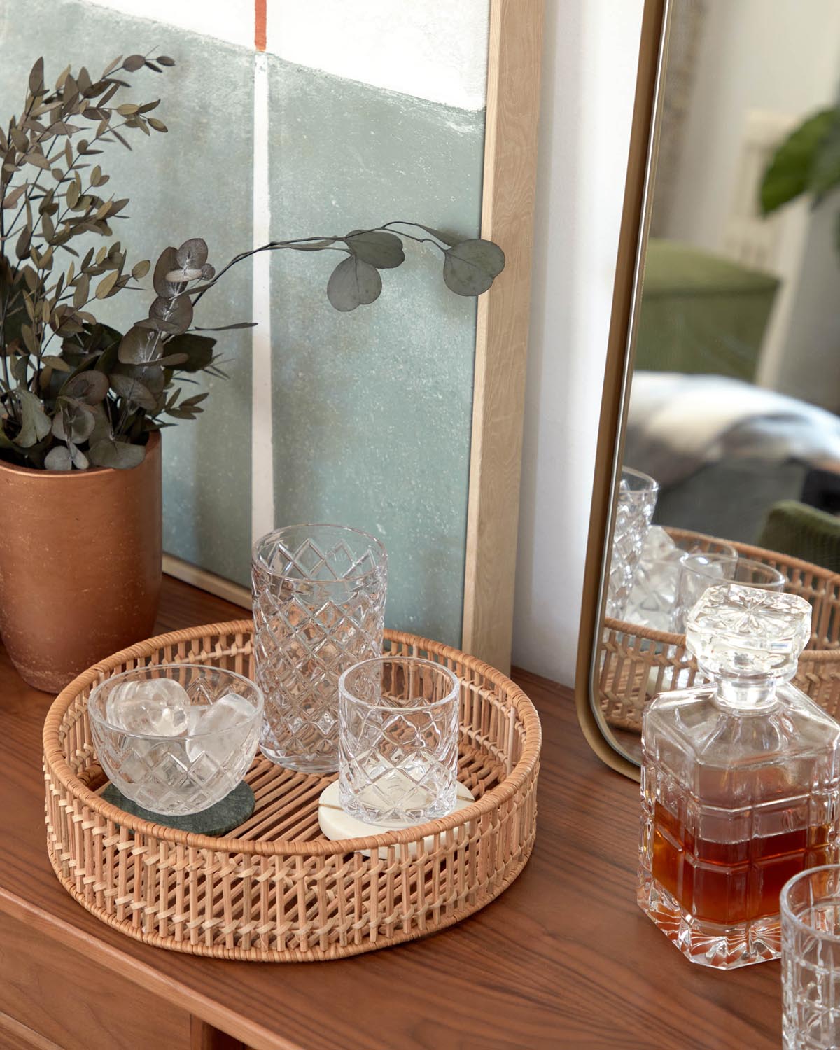 Moorley Schale aus transparentem Glas in Klar präsentiert im Onlineshop von KAQTU Design AG. Schale ist von Kave Home