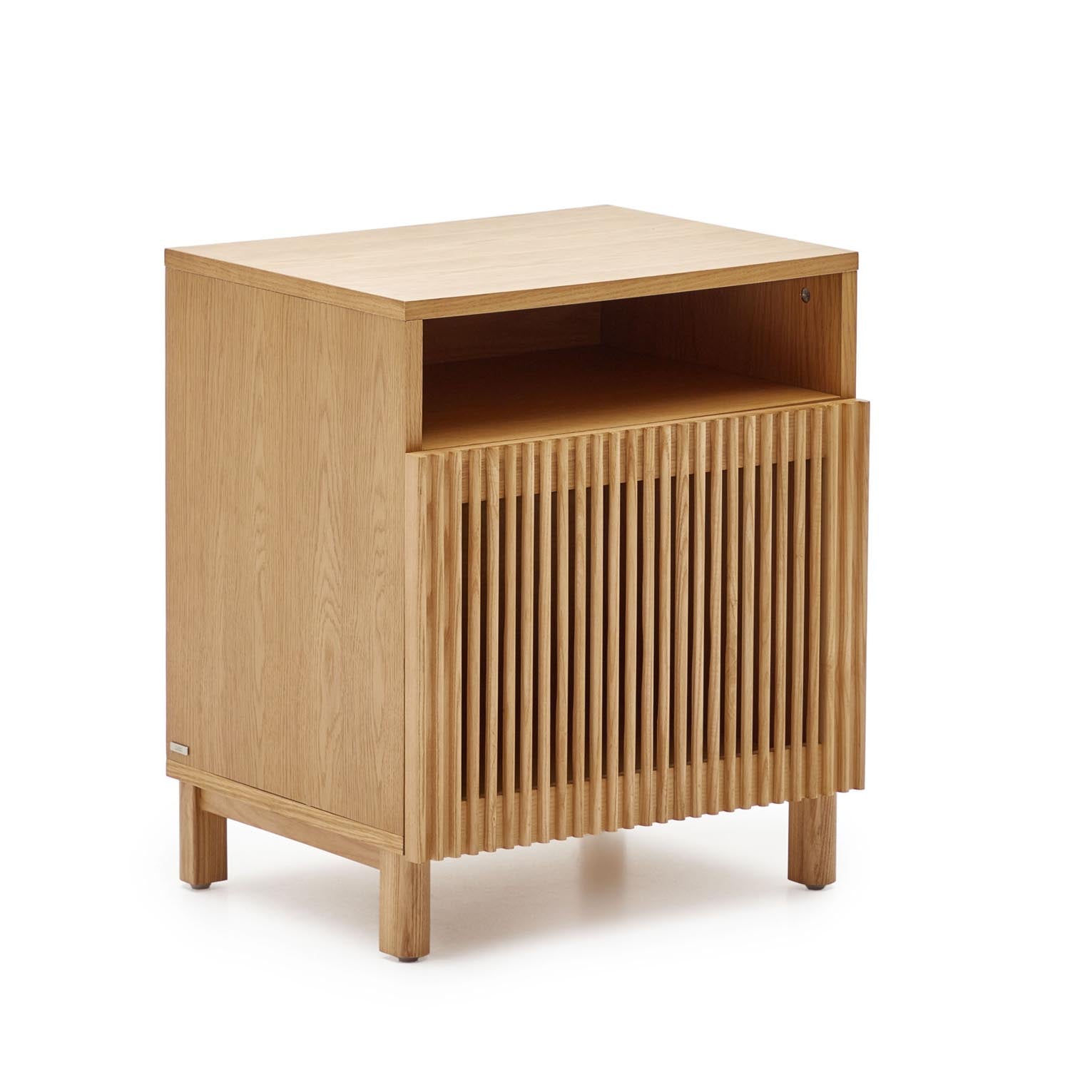Nachttisch Beyla aus Furnier und Massivholz aus Eiche 53 x 62 cm FSC 100%