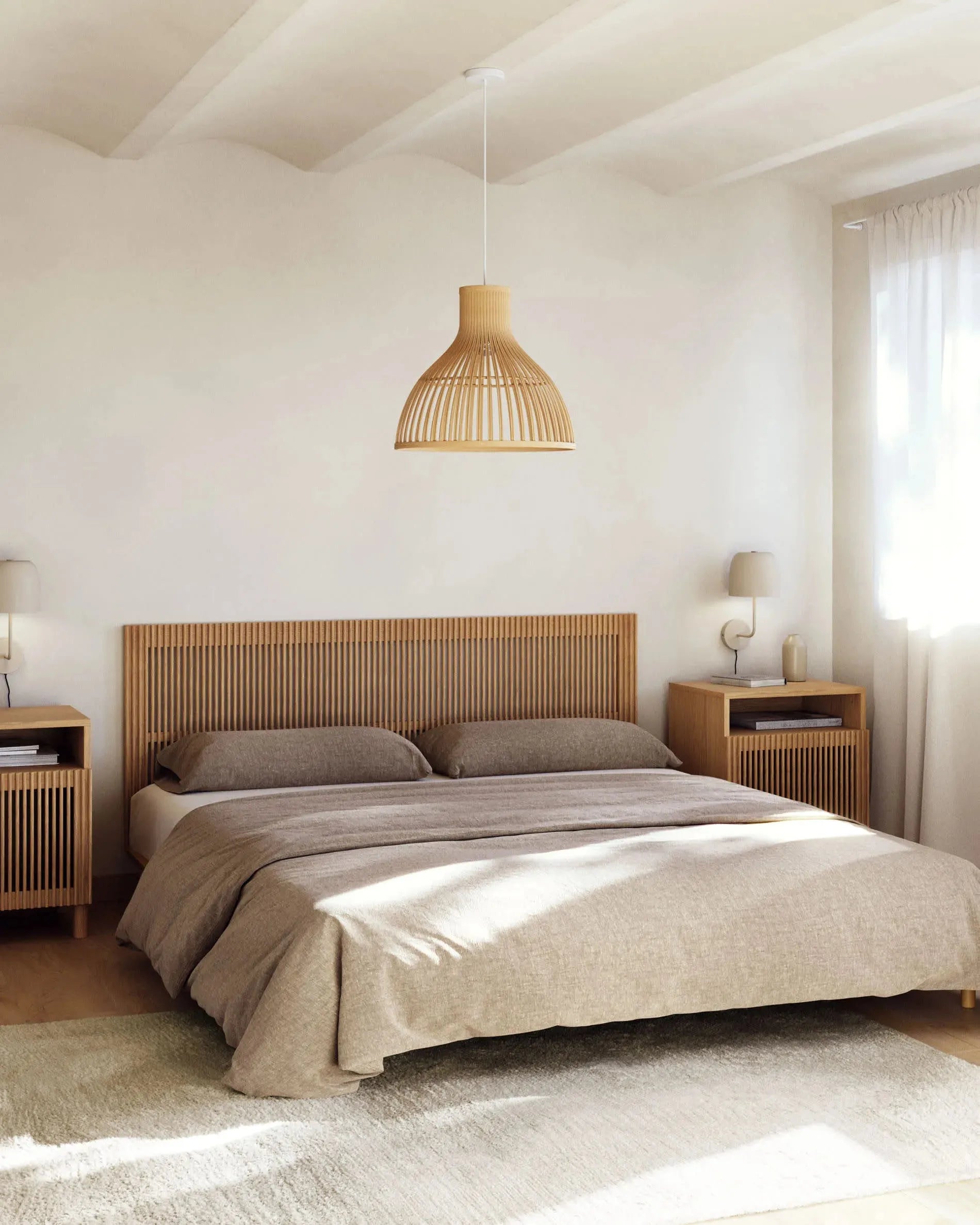 Elegantes Beyla Kopfteil aus massiver Eiche, passend für 160 cm Betten, FSC-zertifiziert, von Kave Home.