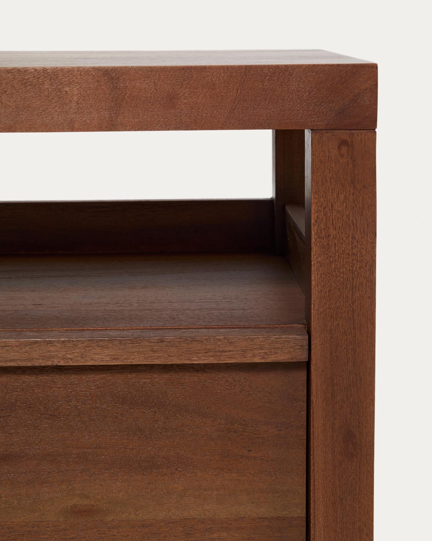 TV-Möbel Norani aus massivem Akazienholz und Akazienfurnier 200 x 50 cm in Braun präsentiert im Onlineshop von KAQTU Design AG. TV-Möbel ist von Kave Home