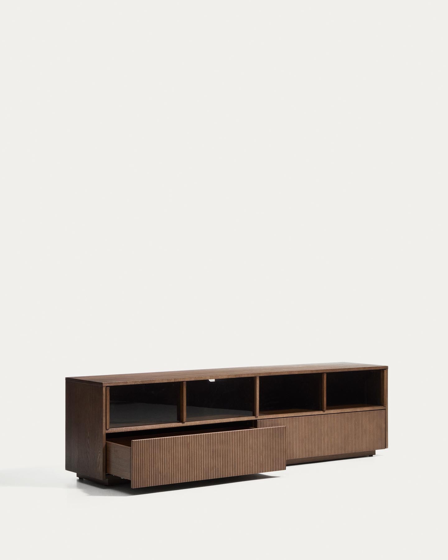 Helvine TV-Möbel mit 4 Türen und 2 Schubladen aus Eschenfurnier mit dunklem Nussbaum-Finish und gehärtetem Glas, 200 x 54 cm, FSC 100% in Dunkelbraun präsentiert im Onlineshop von KAQTU Design AG. TV-Möbel ist von Kave Home