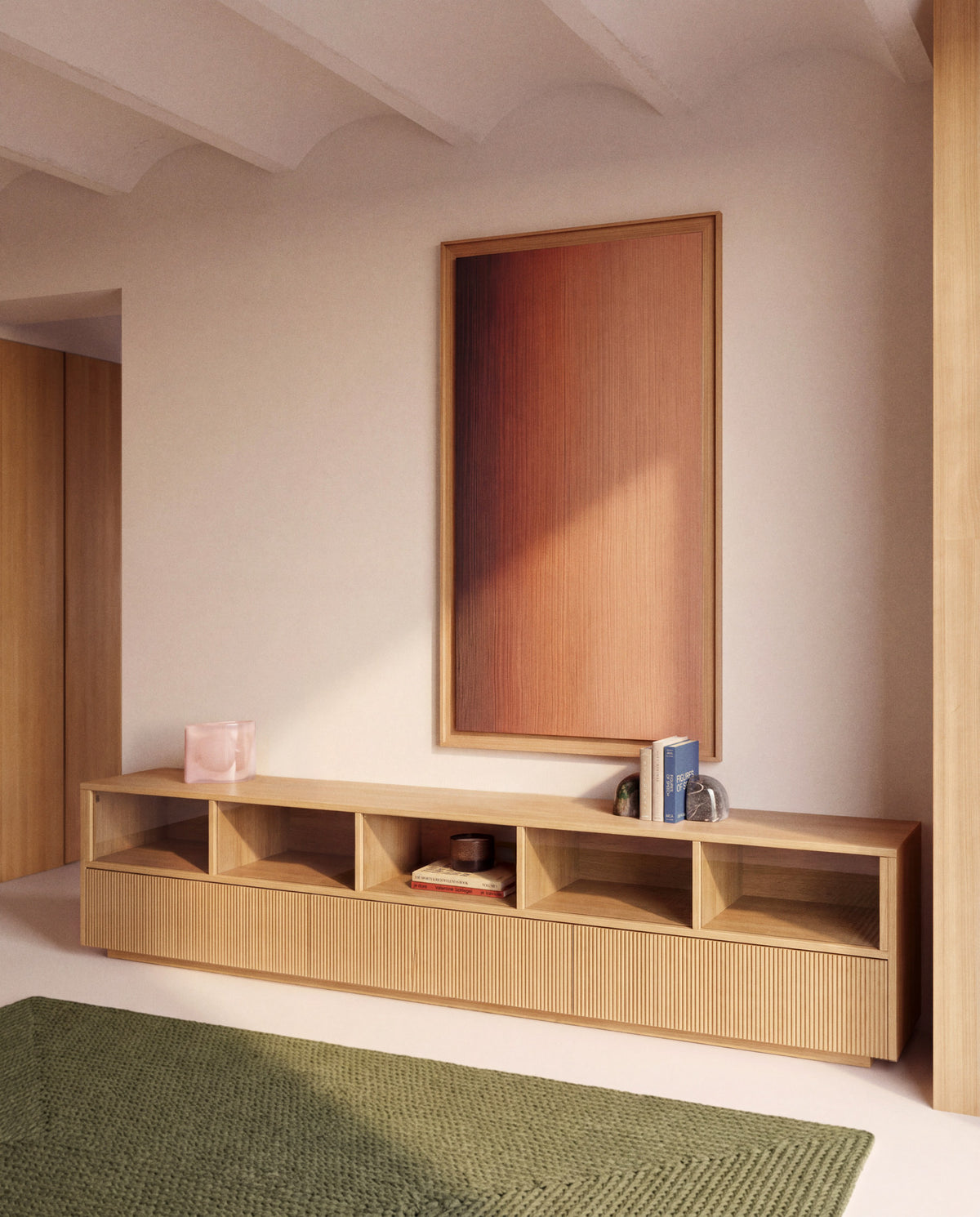 TV-Möbel Helvine mit 5 Türen und 3 Schubladen aus Eichenfurnier und gehärtetem Glas, 245 x in Hellbraun präsentiert im Onlineshop von KAQTU Design AG. TV-Möbel ist von Kave Home