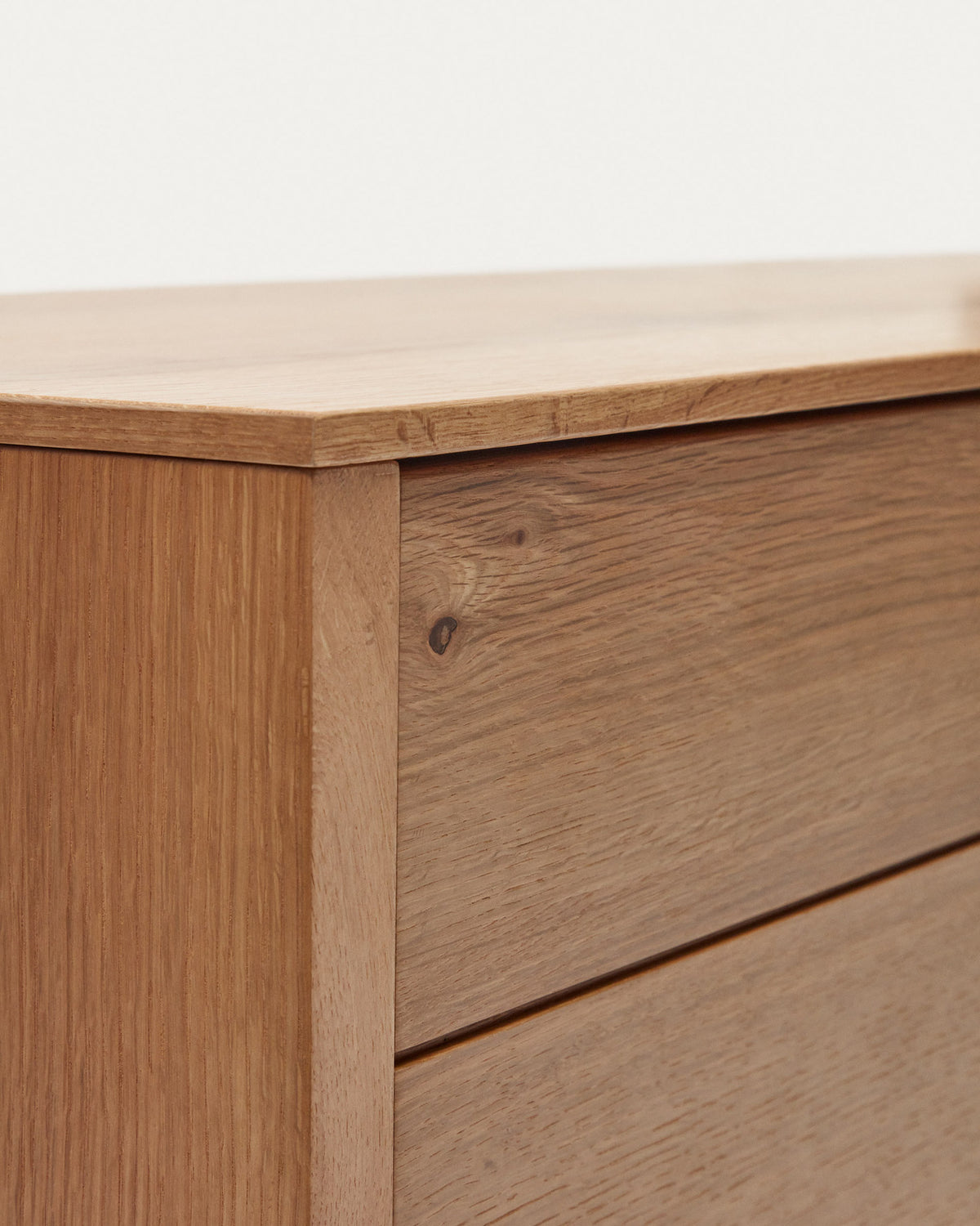 Alguema Sideboard 4 Türen mit Eichenfurnier und natürlichem Finish 200 x 74 cm in Natur präsentiert im Onlineshop von KAQTU Design AG. Sideboard ist von Kave Home
