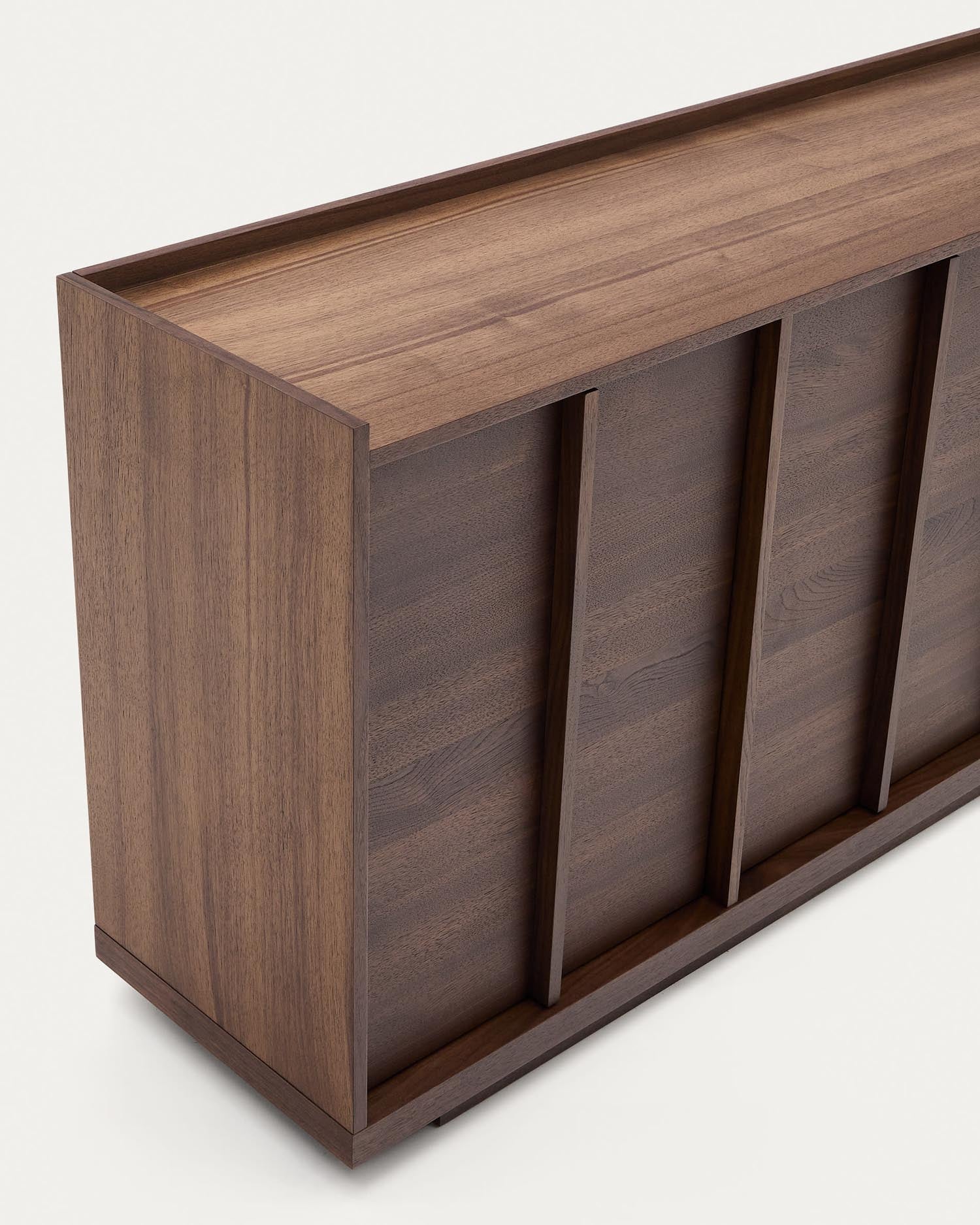 Stilvolles Sideboard Onix aus dunklem Walnussfurnier, 200 x 80 cm, FSC Mix Credit, vereint Funktionalität und zeitloses Design für Ihr Zuhause.
