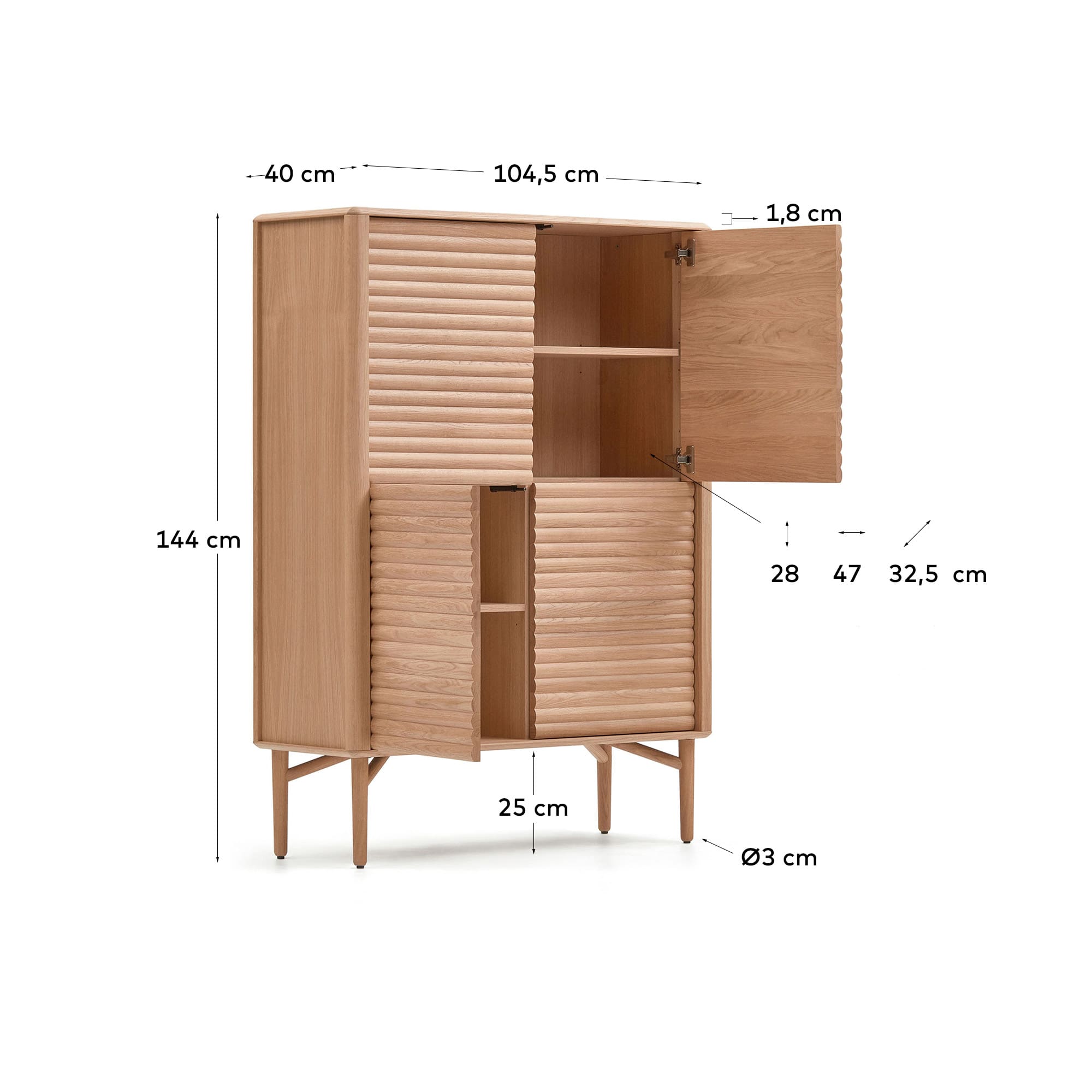 Stilvolles Highboard aus Eiche und Eichenfurnier, 4 Türen, FSC-zertifiziert, Maße 104,5 x 144 cm, von Kave Home.