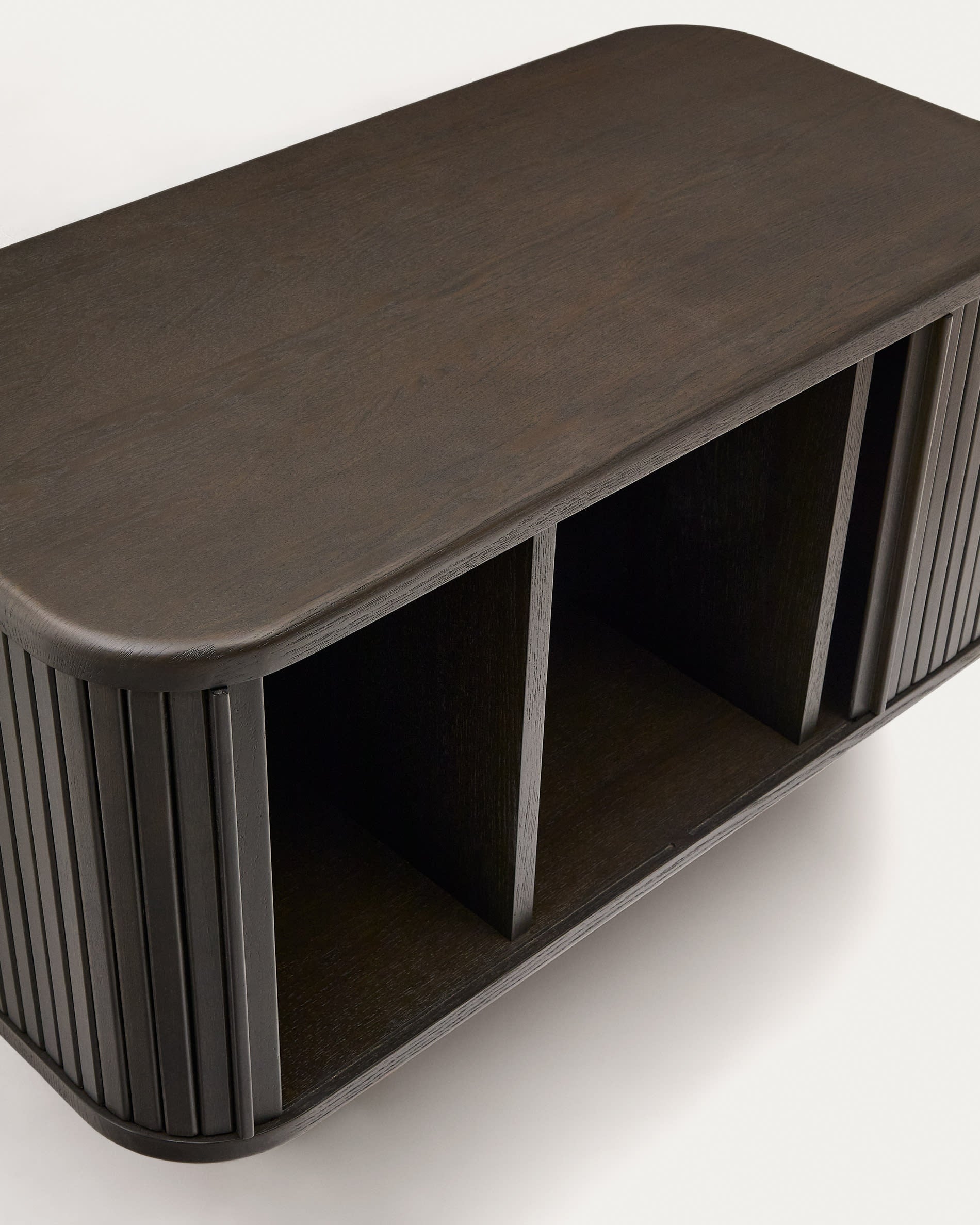 Elegantes Badezimmermöbel aus Eschenfurnier mit dunklem Finish, 90x45 cm, von Kave Home. Stilvoll und funktional für Ihr Bad.