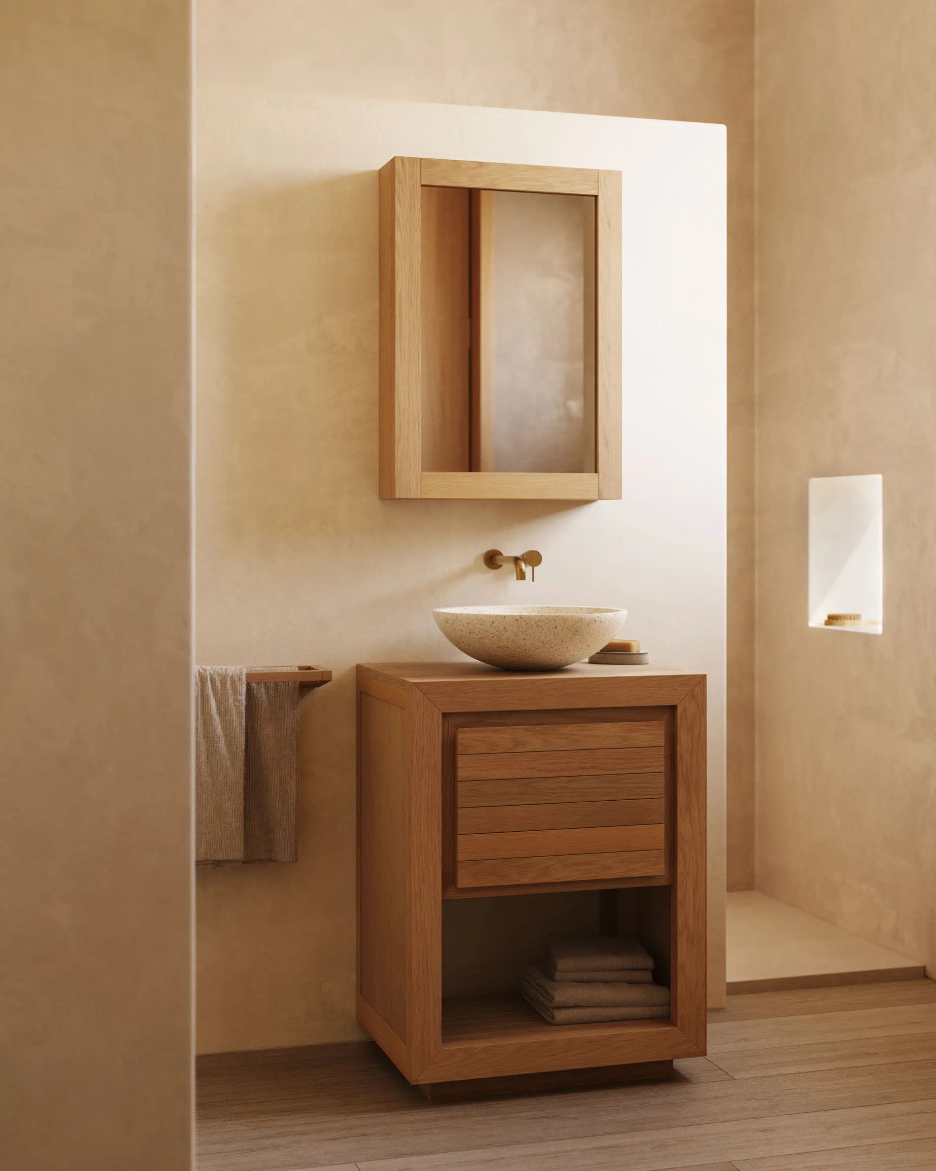 Elegantes Badezimmermöbel aus massivem Teakholz mit natürlichem Finish, 60x45 cm, von Kave Home, stilvoll und funktional.