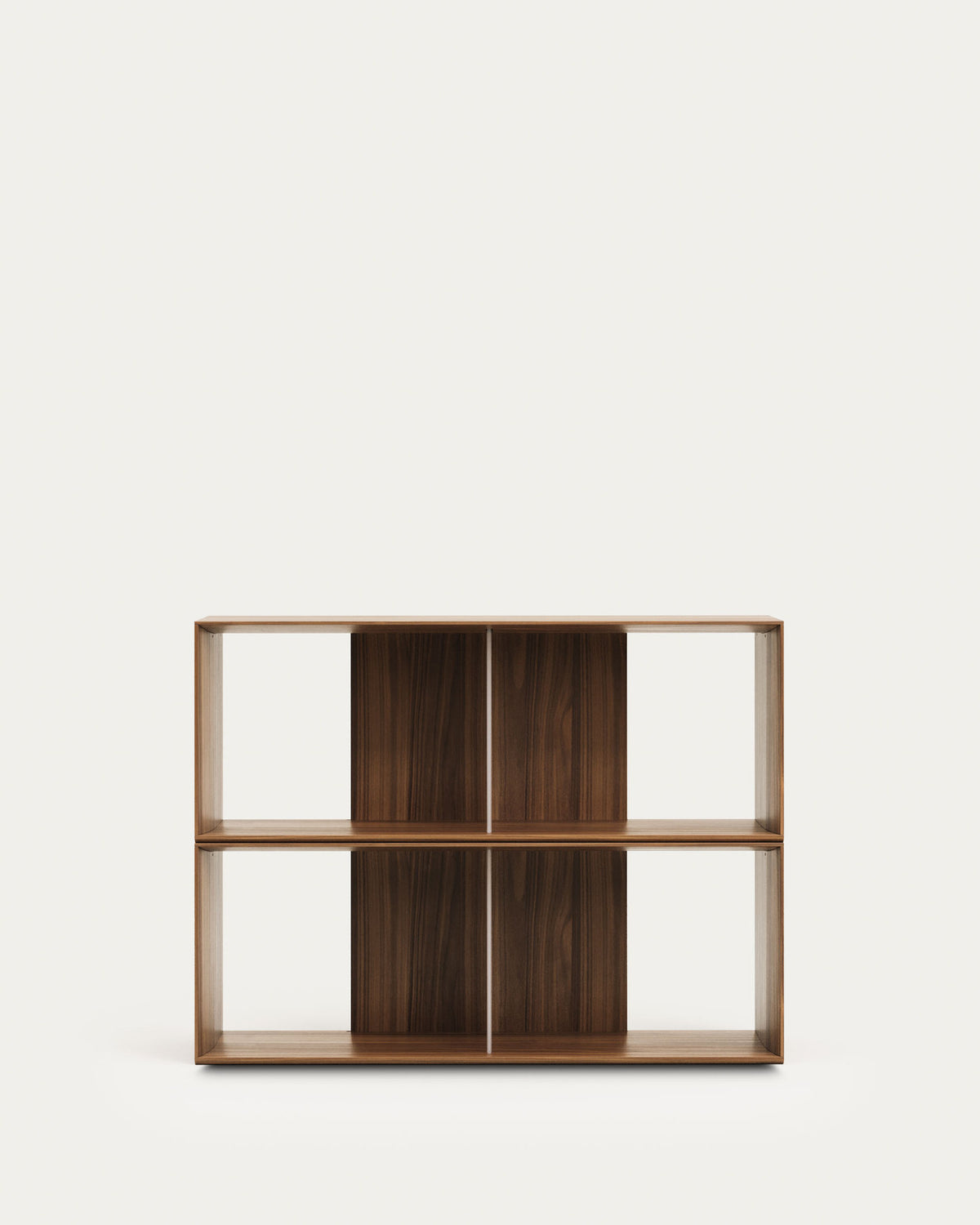 Litto Set aus 2 modularen Regalen aus Nussholzfurnier 101 x 76 cm in Braun präsentiert im Onlineshop von KAQTU Design AG. Regalsystem ist von Kave Home