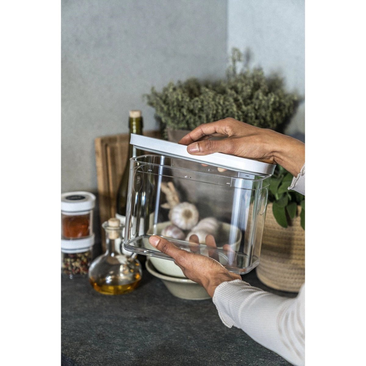 Cube Box 3M, 22.8x21.4x10.7cm, 2.9l, Transparent-weiss in Transparent präsentiert im Onlineshop von KAQTU Design AG. Aufbewahrungsbeutel ist von Zwilling