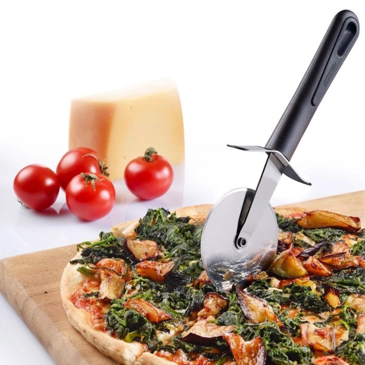 Pizzaschneider Gentle von Westmark, 6.9 cm Durchmesser, ergonomisches Design, ideal für präzises Schneiden von Pizza und Teig.