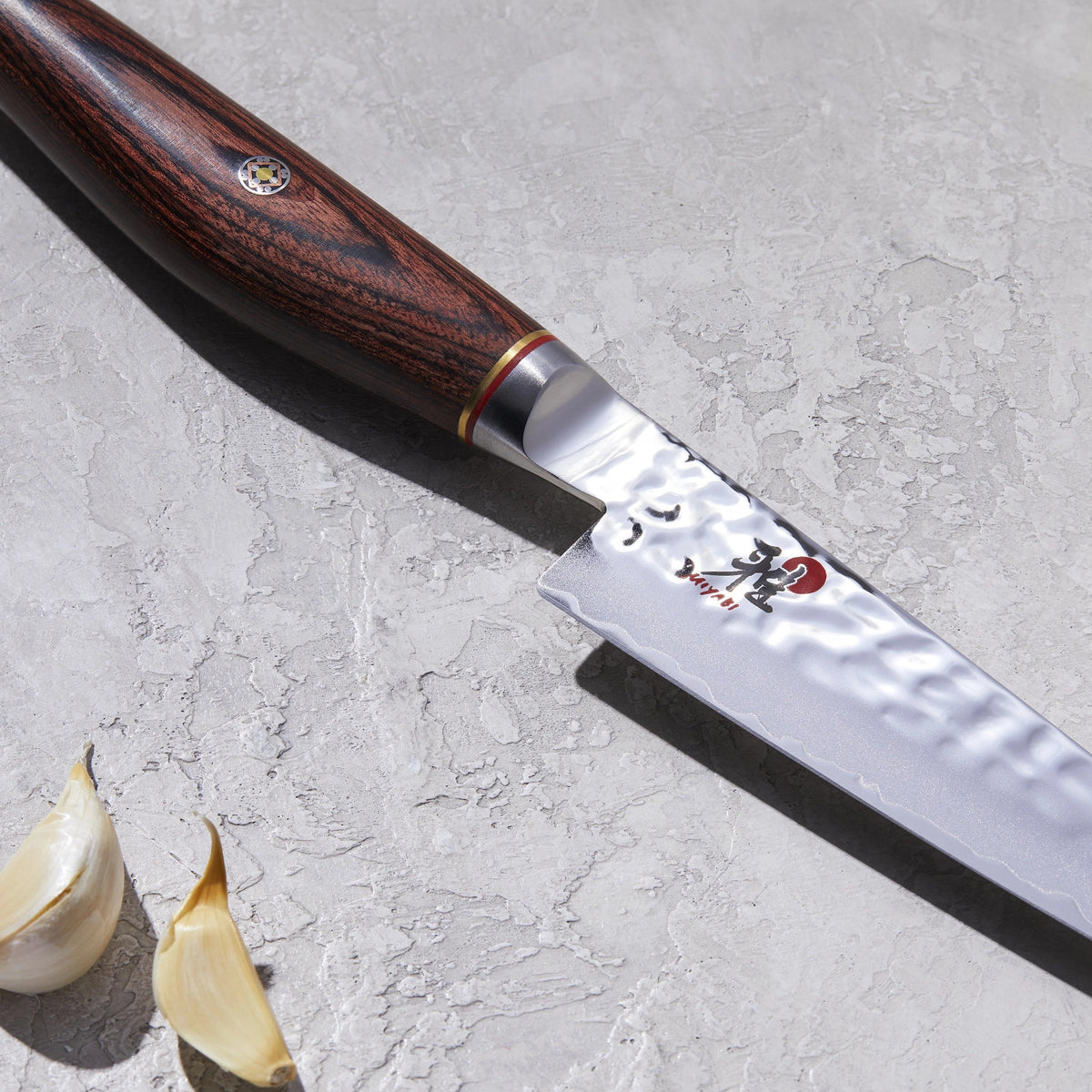 MIYABI 6000MCT Shotoh, 130mm in Braun präsentiert im Onlineshop von KAQTU Design AG. Damastmesser ist von Miyabi