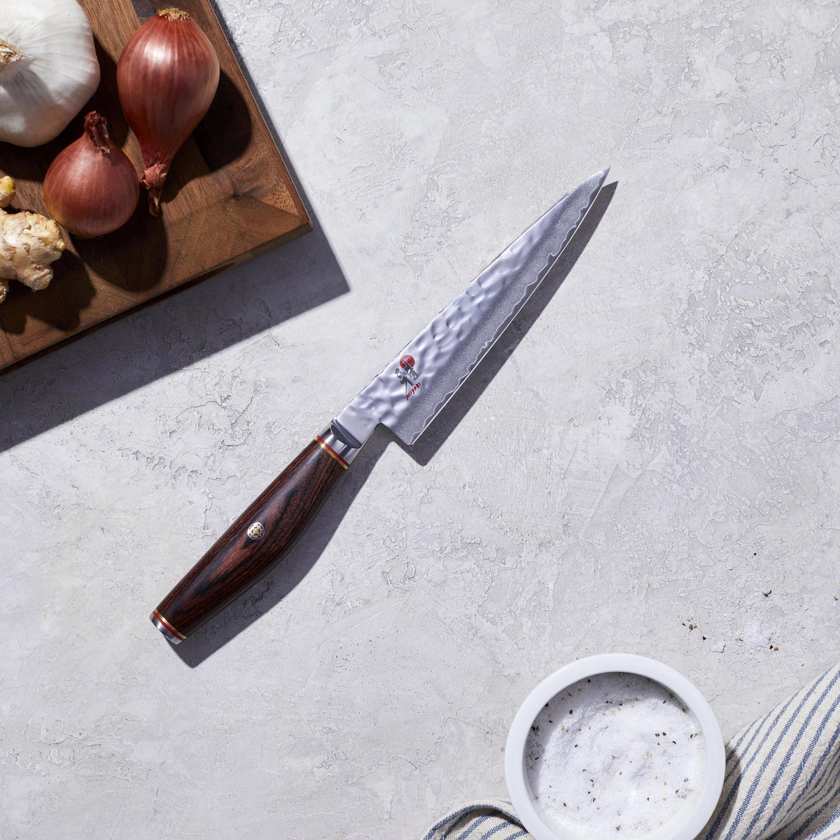 MIYABI 6000MCT Shotoh, 130mm in Braun präsentiert im Onlineshop von KAQTU Design AG. Damastmesser ist von Miyabi